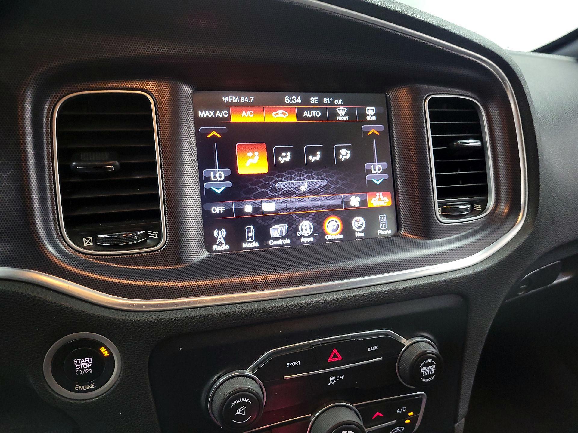 Thumbnail: 2016 Dodge Charger - 16