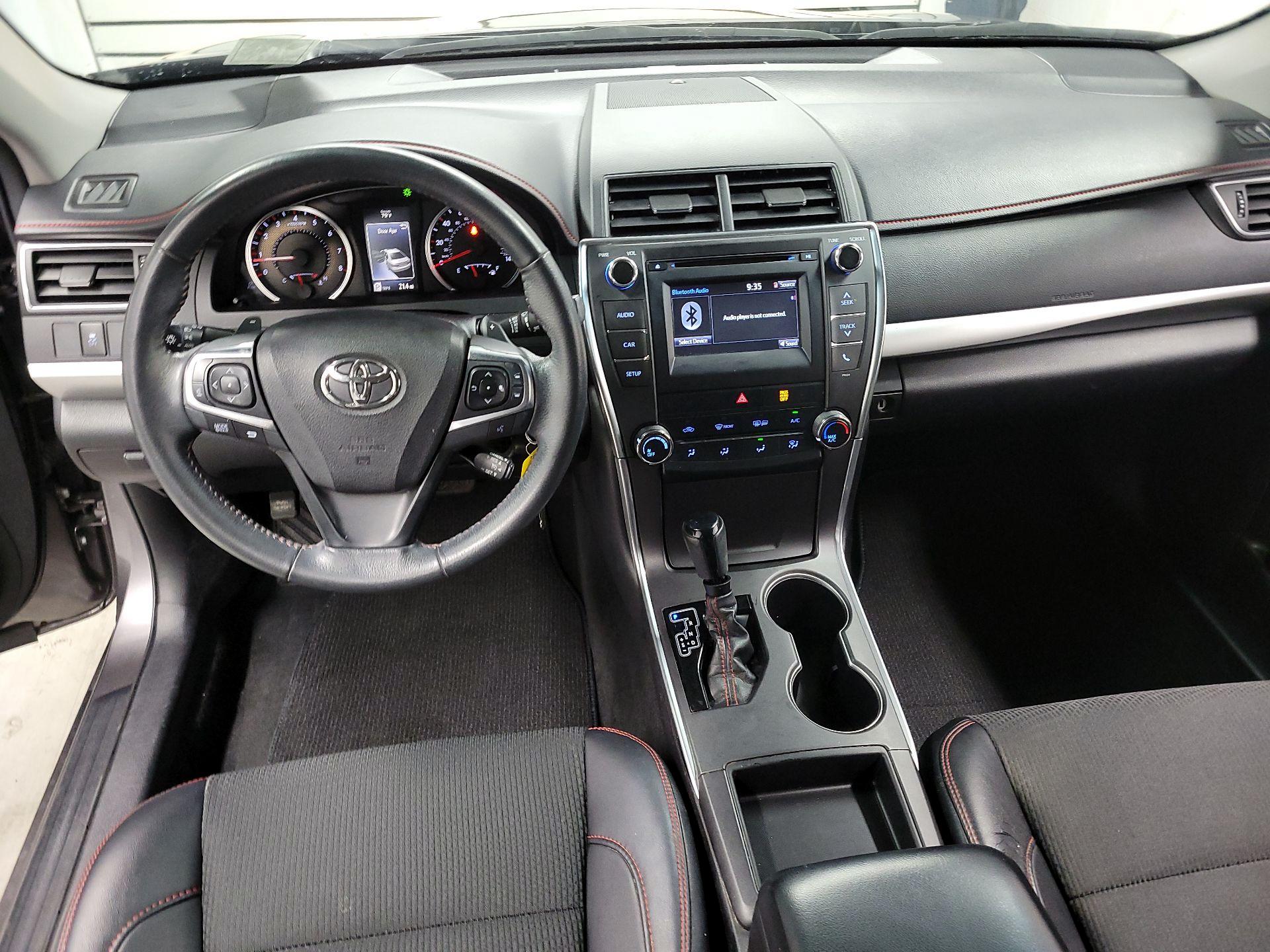 Thumbnail: 2016 Toyota Camry - 9