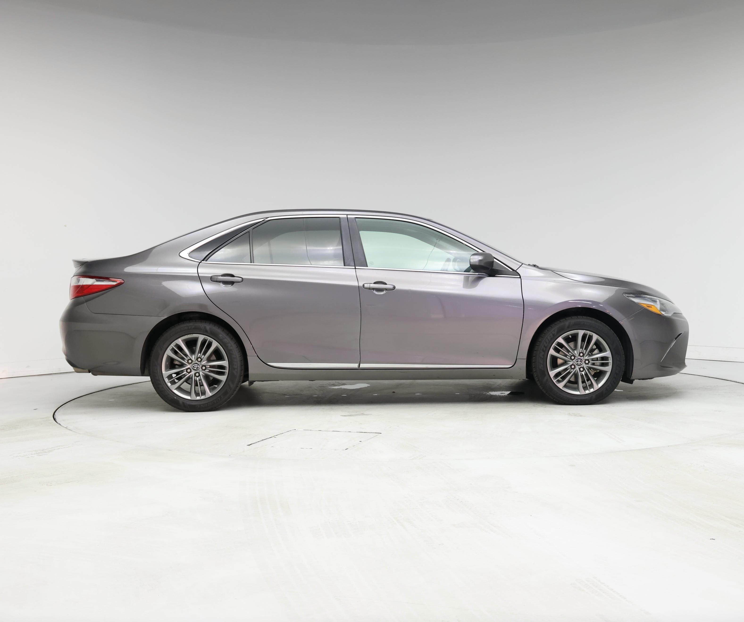 Thumbnail: 2016 Toyota Camry - 7