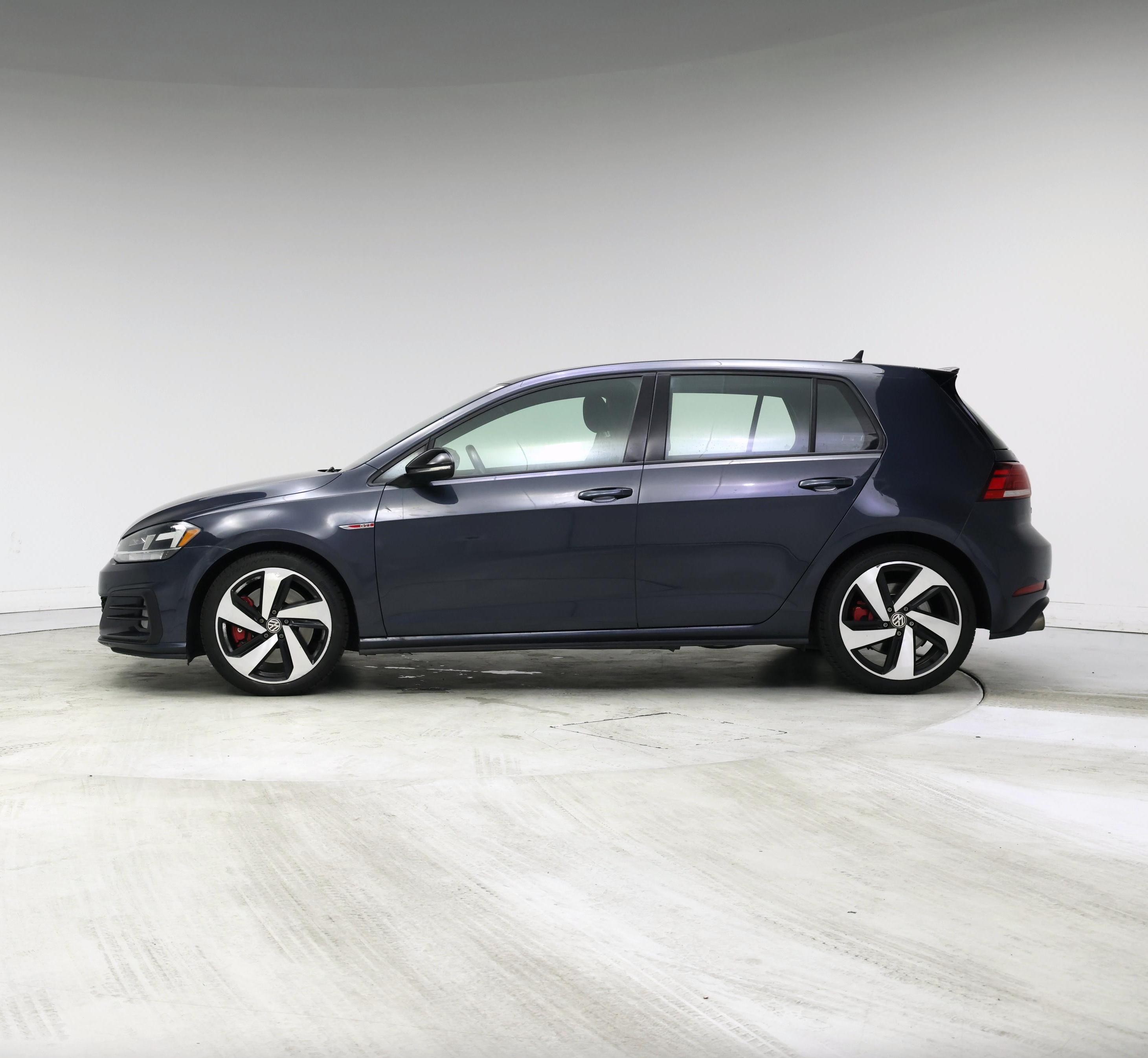 Thumbnail: 2021 Volkswagen Golf - 3