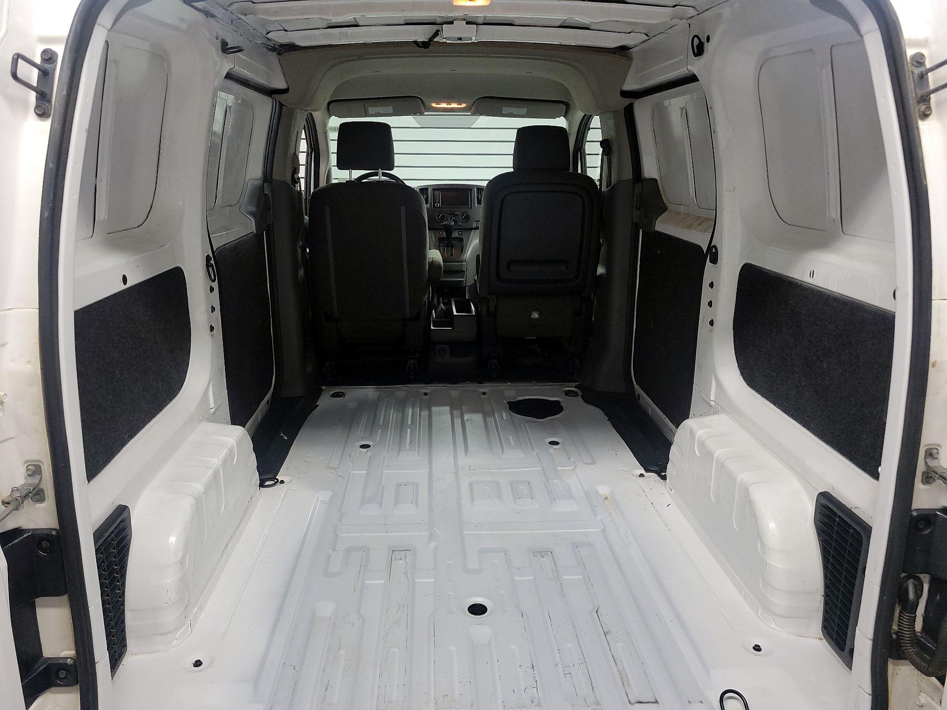 Thumbnail: 2020 Nissan NV200 - 17