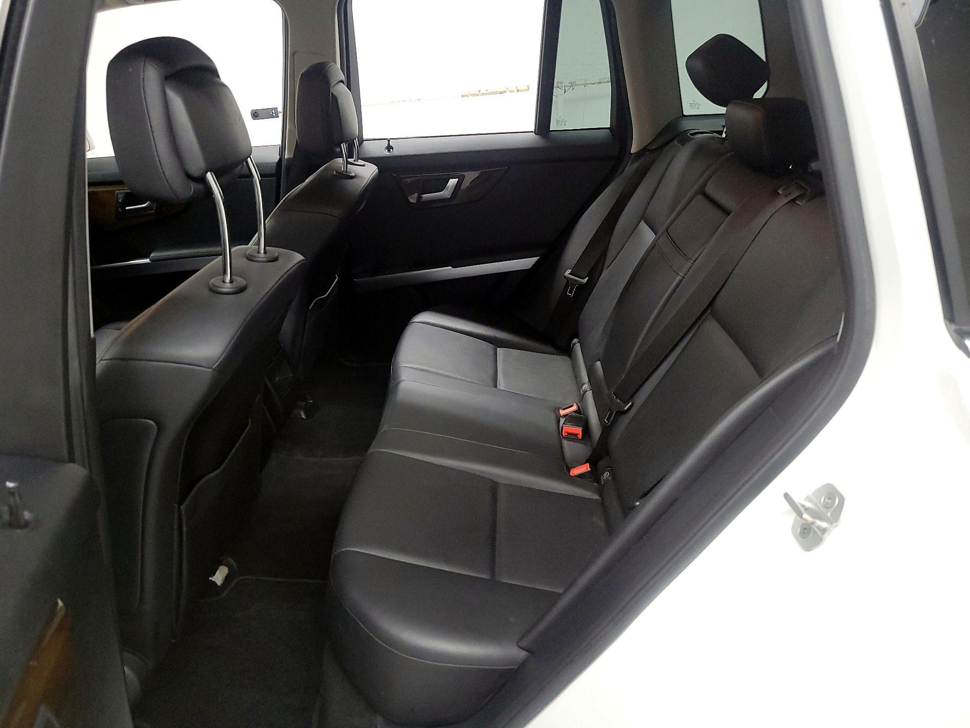 Thumbnail: 2015 Mercedes-Benz GLK - 16