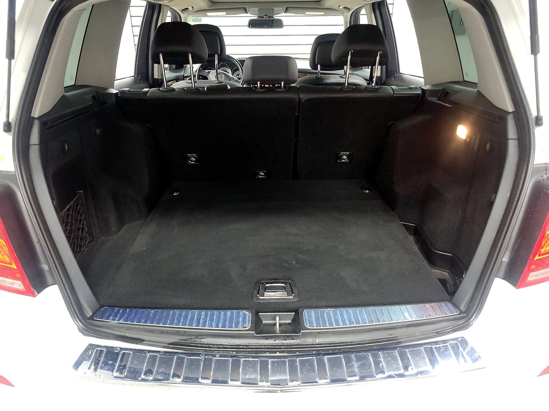 Thumbnail: 2015 Mercedes-Benz GLK - 17