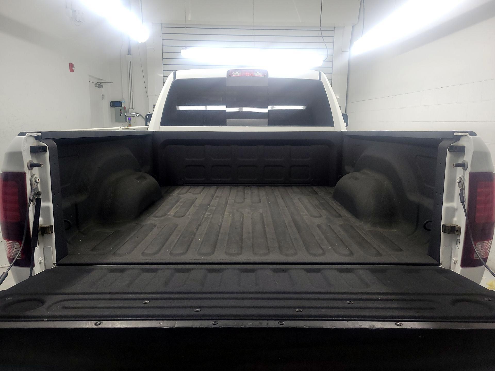 Thumbnail: 2017 RAM 1500 - 18