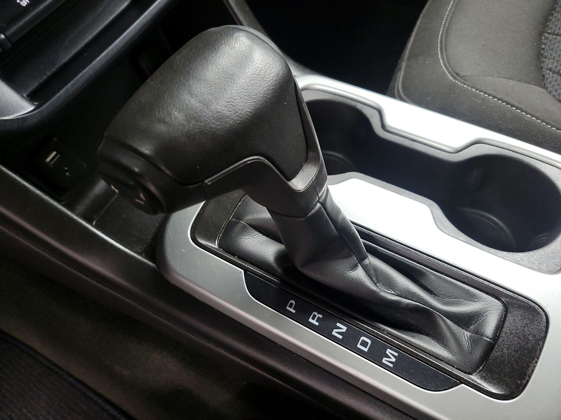 Thumbnail: 2016 Chevrolet Colorado - 15