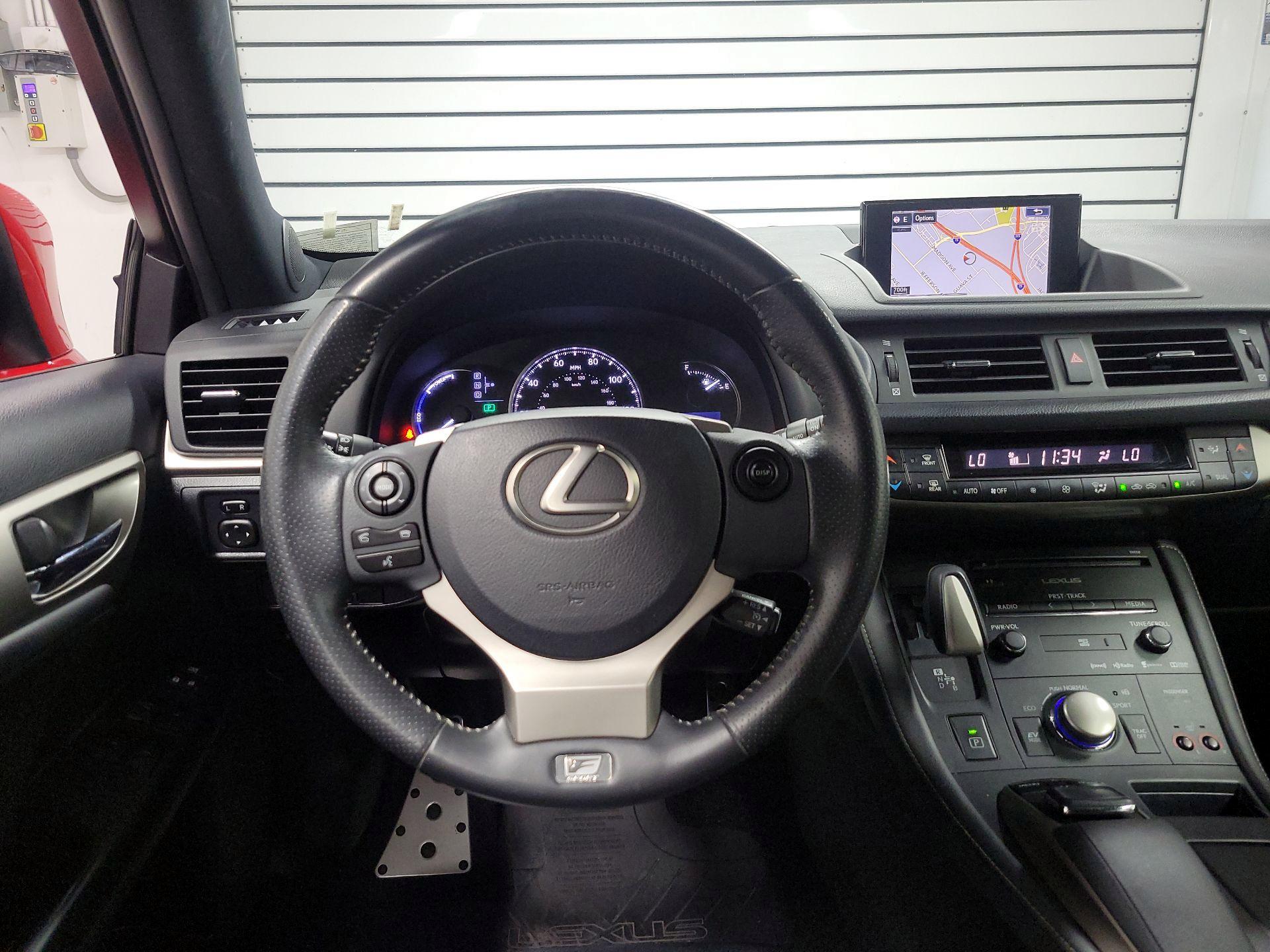 Thumbnail: 2015 Lexus CT - 10