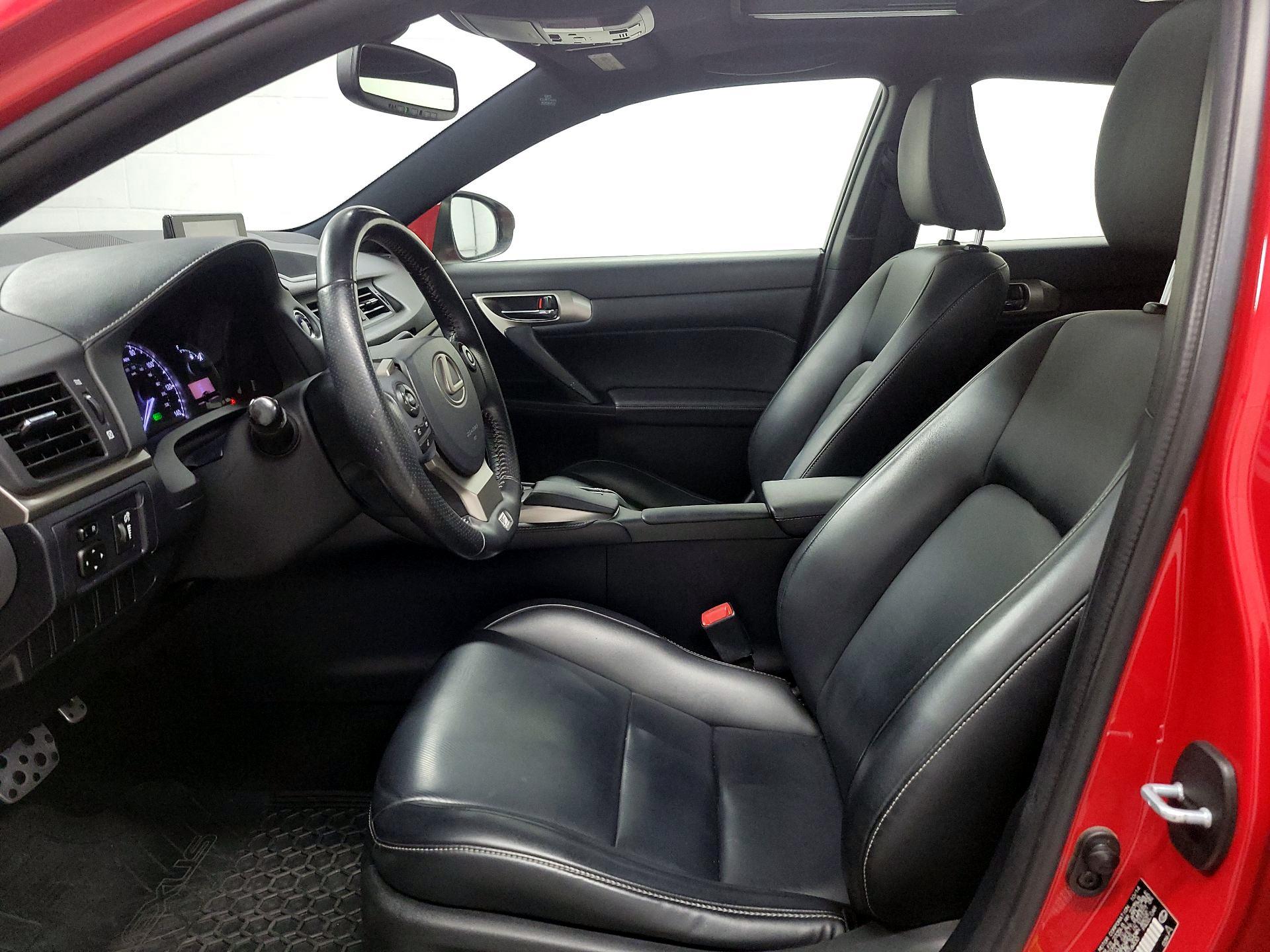 Thumbnail: 2015 Lexus CT - 11