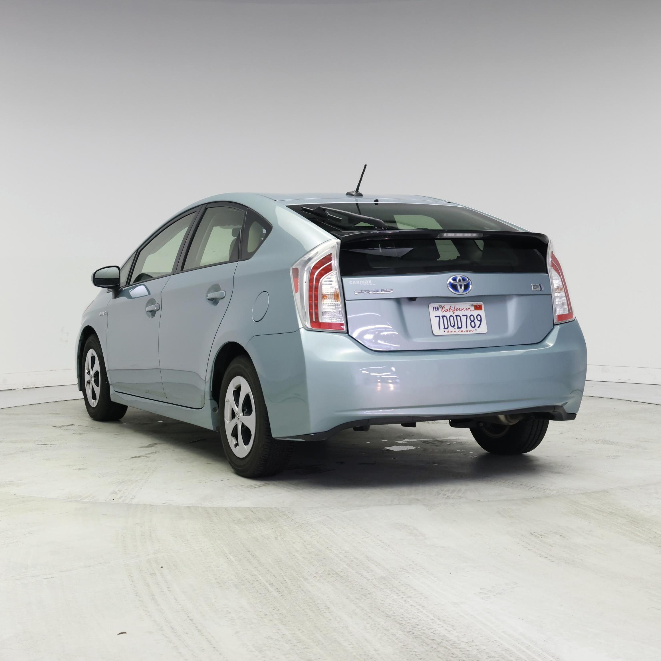 Thumbnail: 2014 Toyota Prius - 2