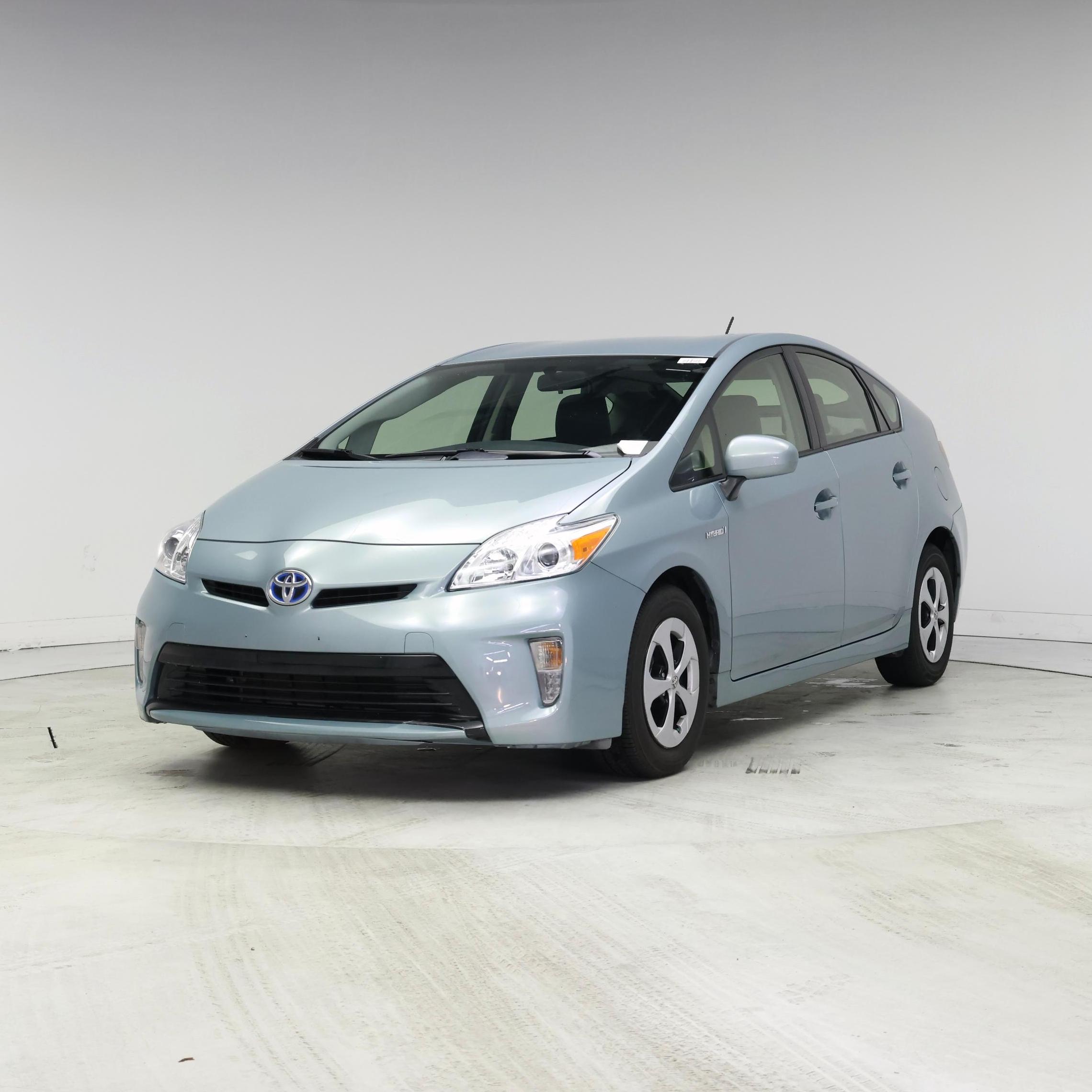 Thumbnail: 2014 Toyota Prius - 4