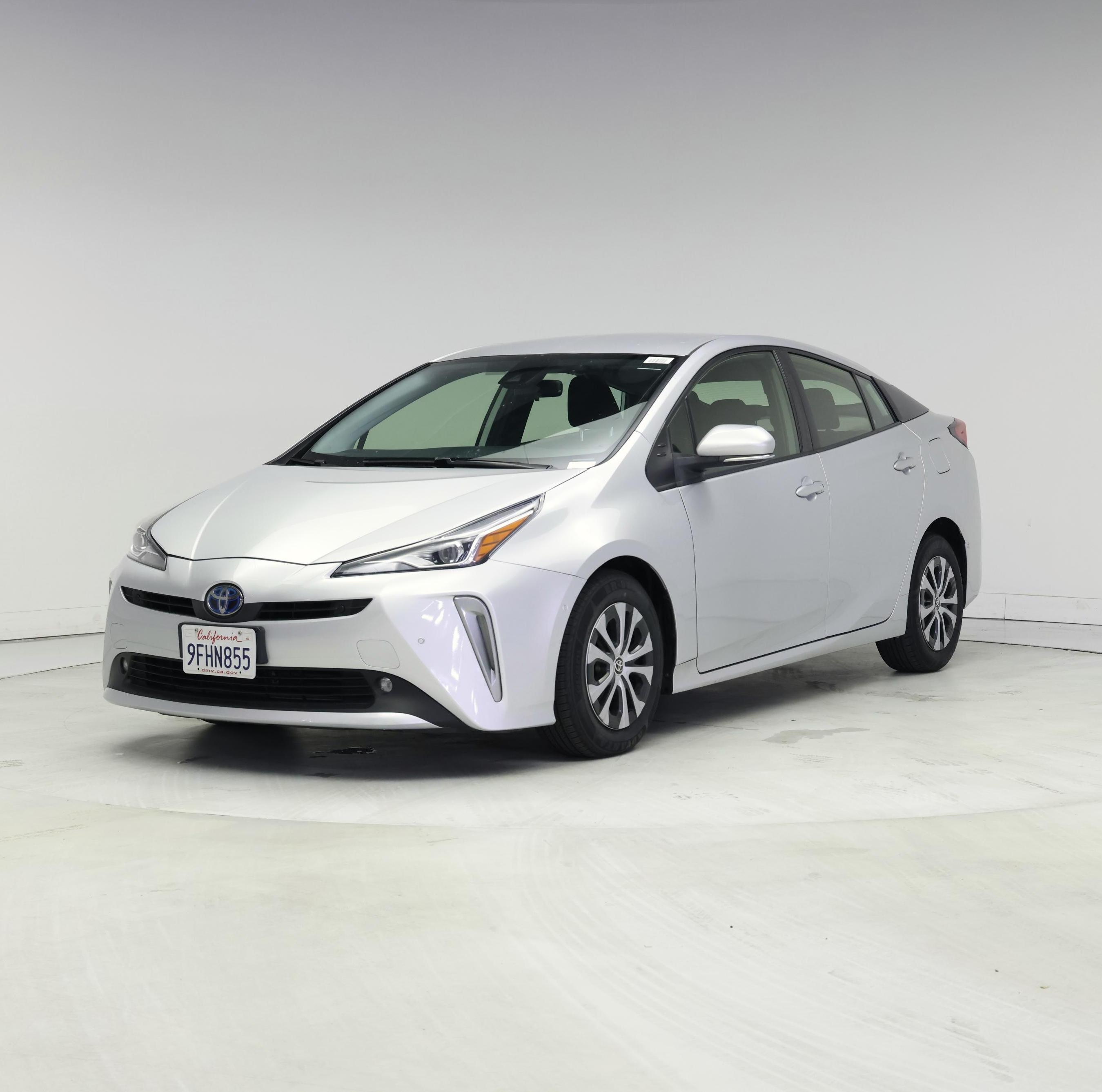 Thumbnail: 2021 Toyota Prius - 4