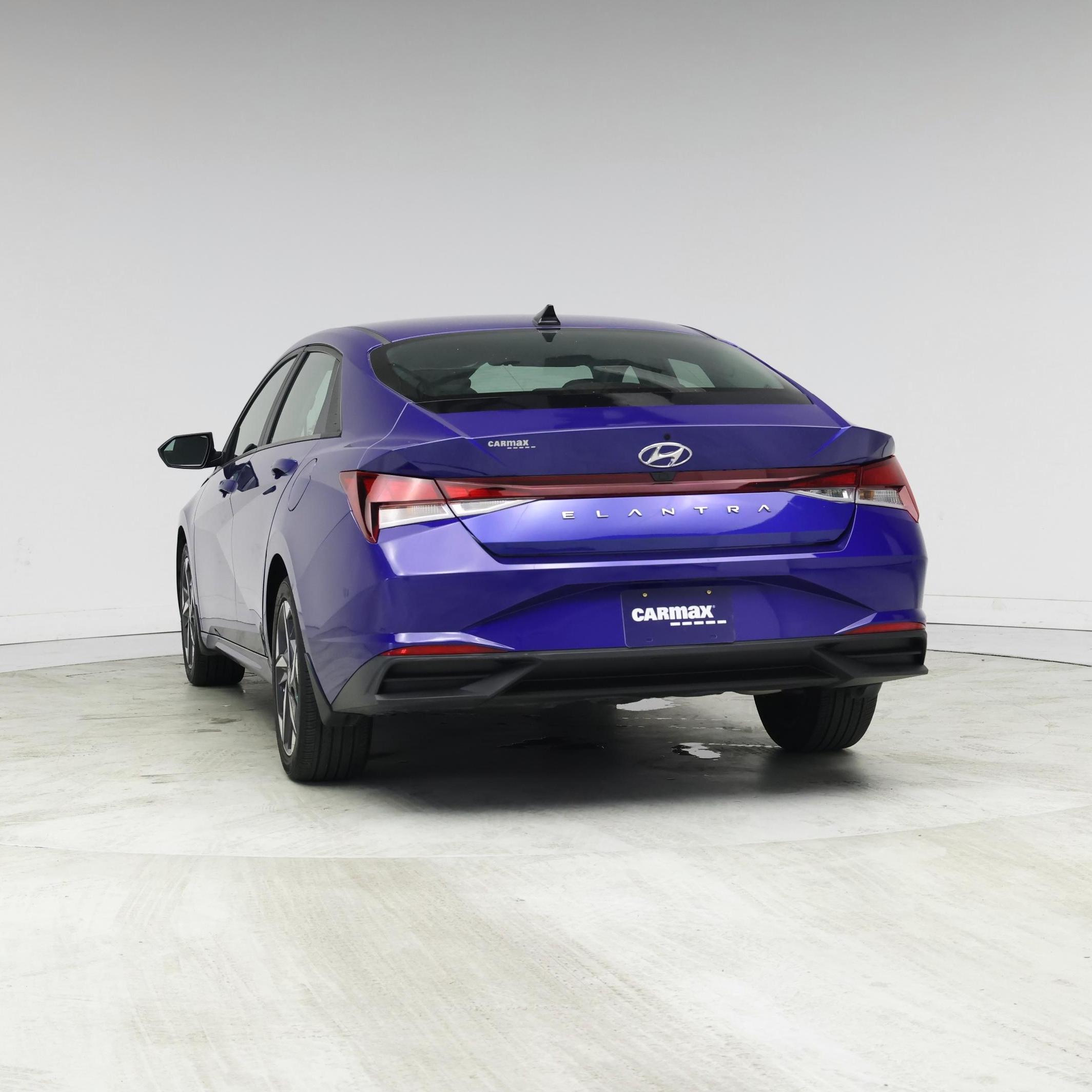 Thumbnail: 2023 Hyundai Elantra - 6