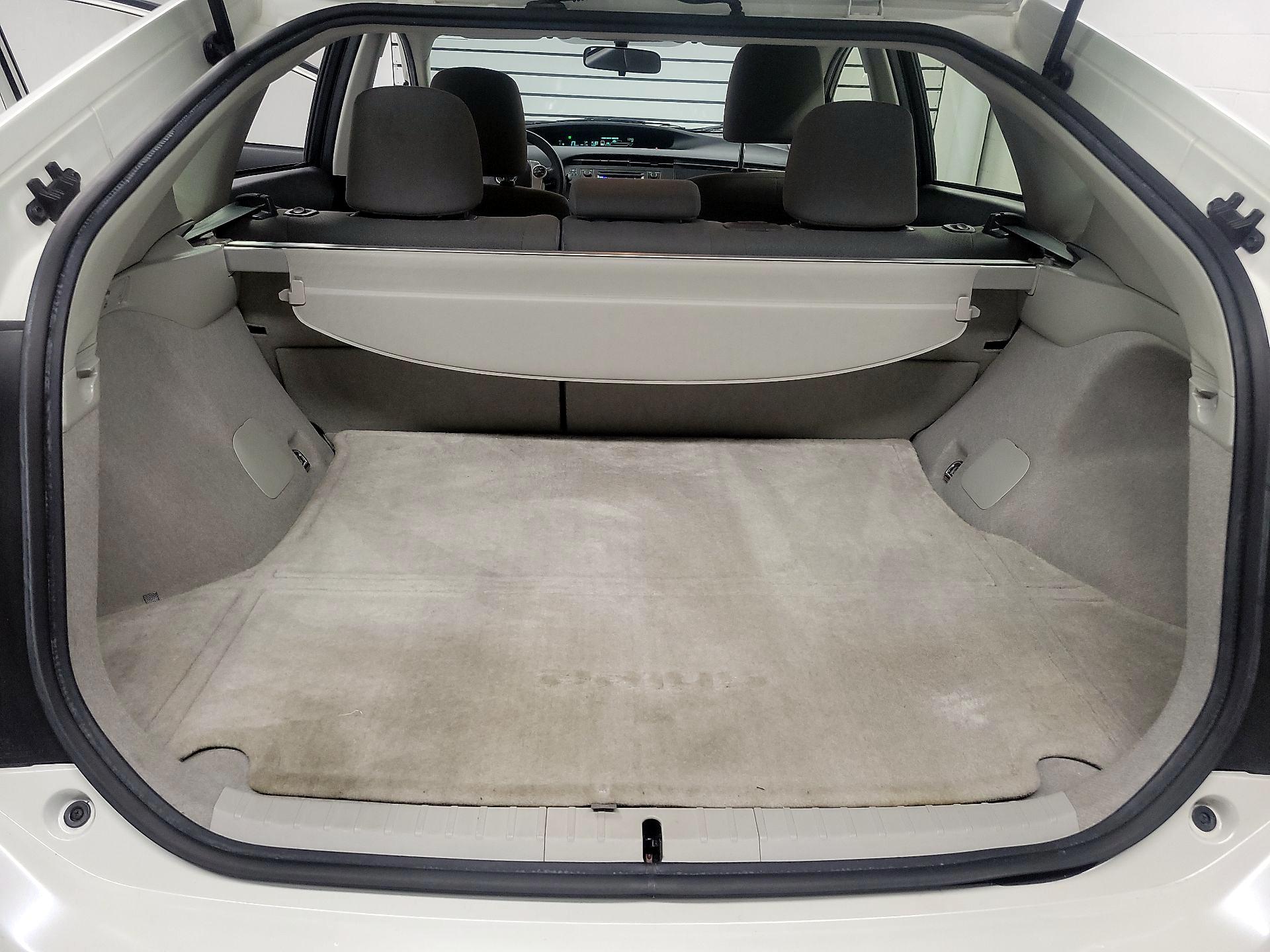 Thumbnail: 2015 Toyota Prius - 19