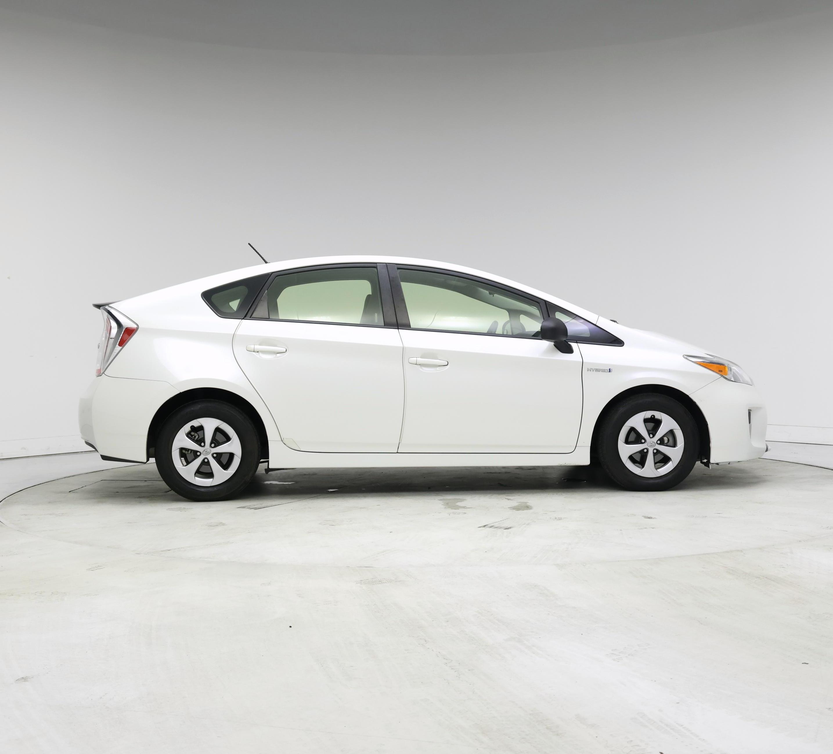 Thumbnail: 2015 Toyota Prius - 7