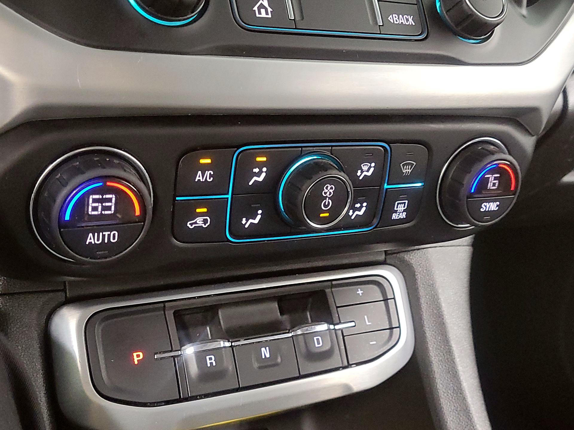 Thumbnail: 2021 GMC Acadia - 15