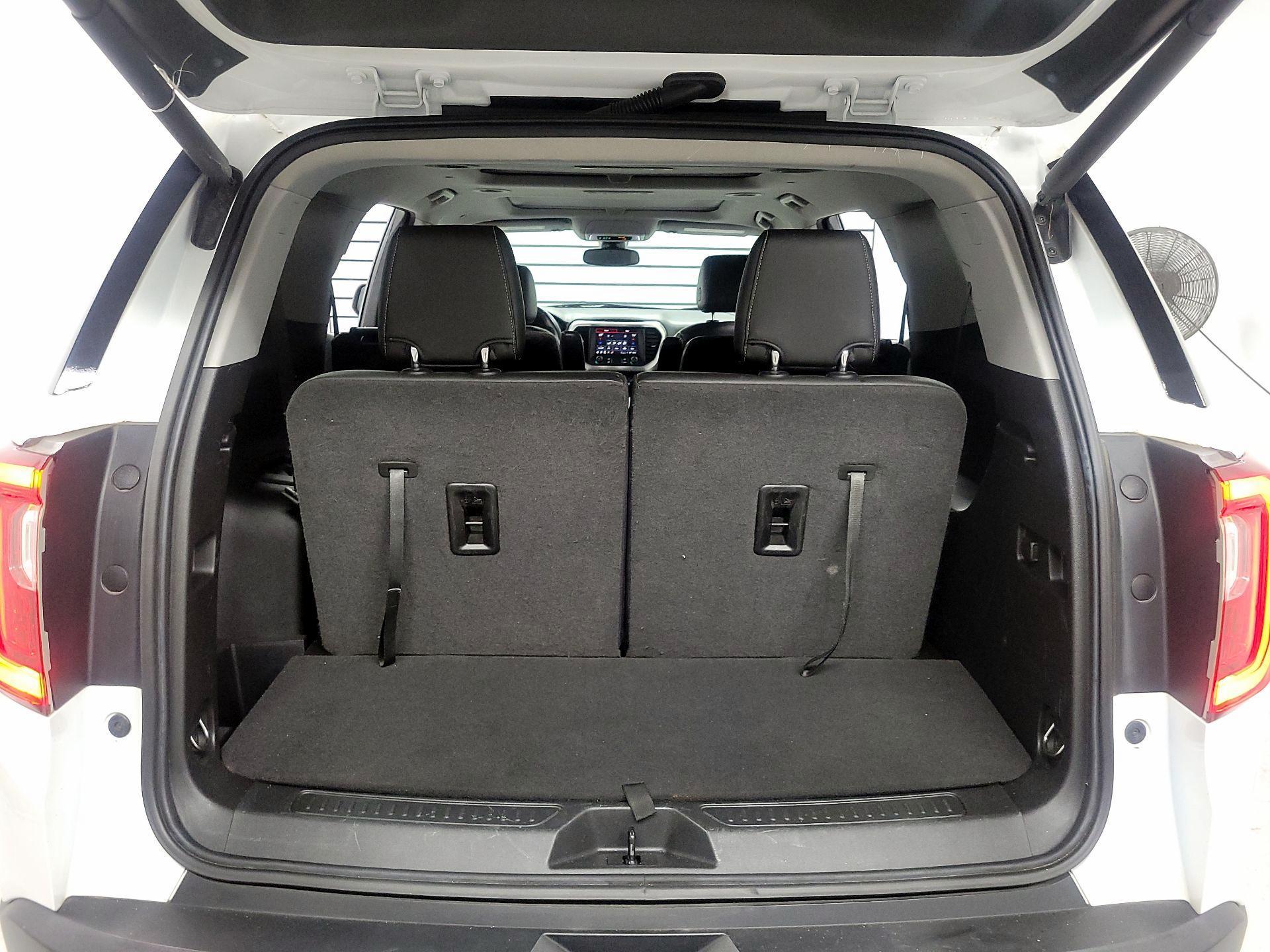 Thumbnail: 2021 GMC Acadia - 18