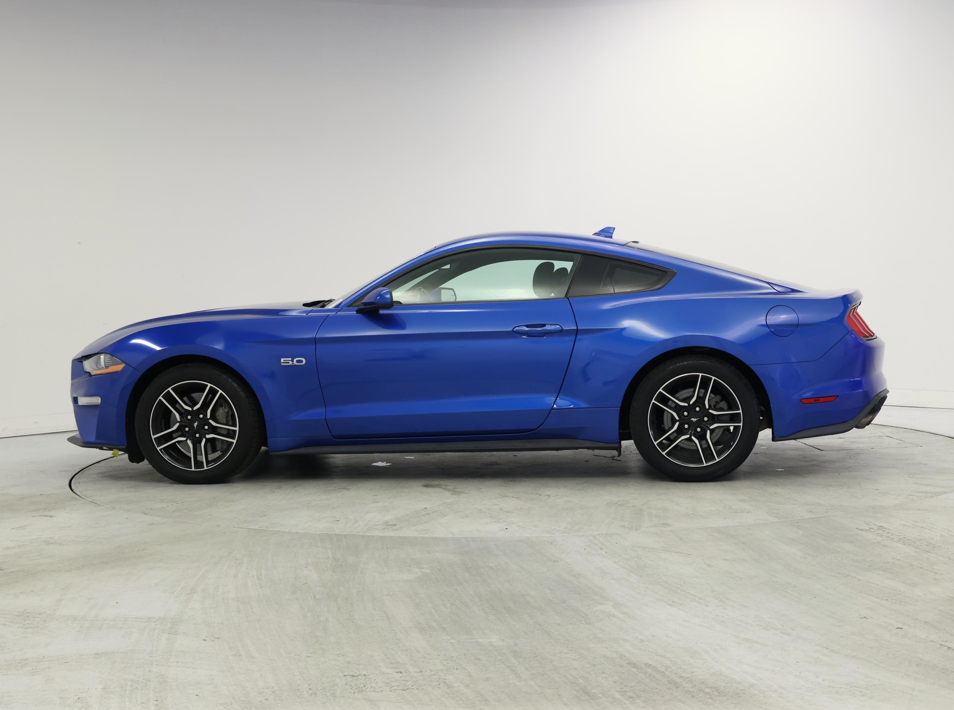 Thumbnail: 2020 Ford Mustang - 3