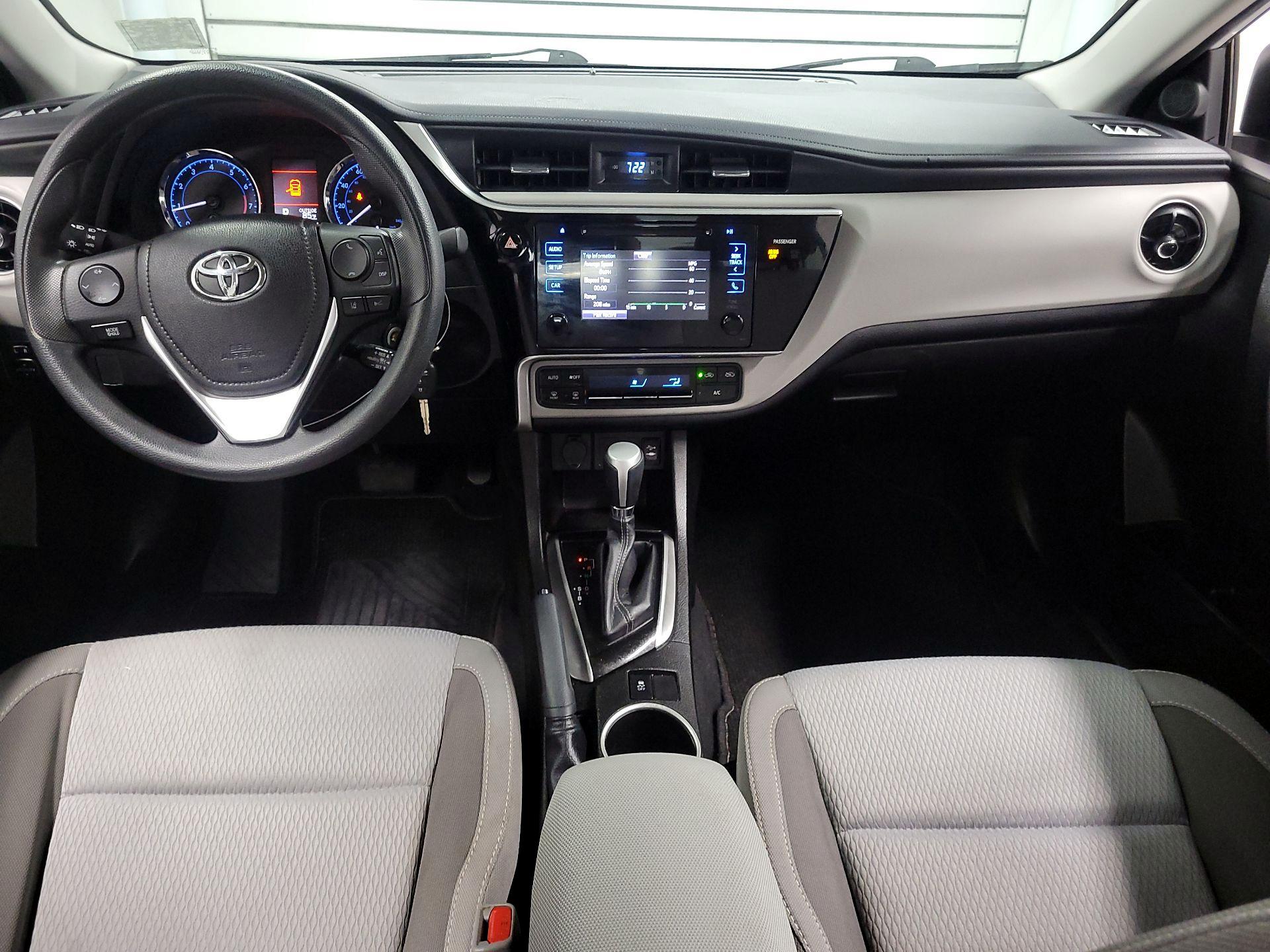 Thumbnail: 2017 Toyota Corolla - 9