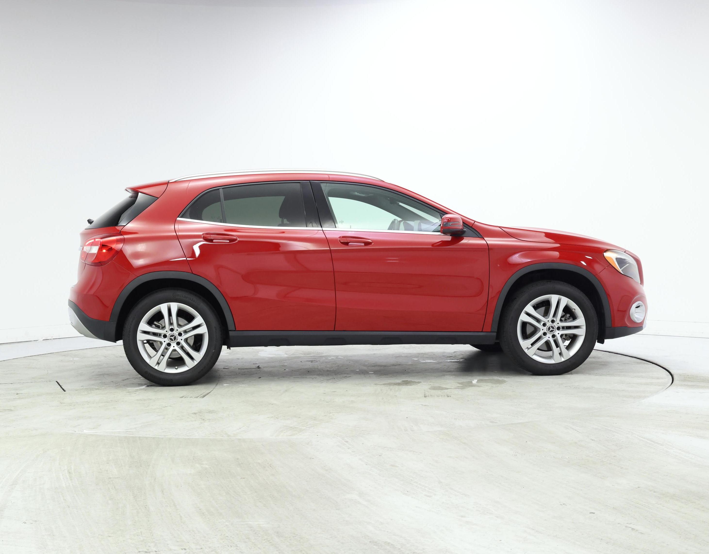 Thumbnail: 2019 Mercedes-Benz GLA - 7