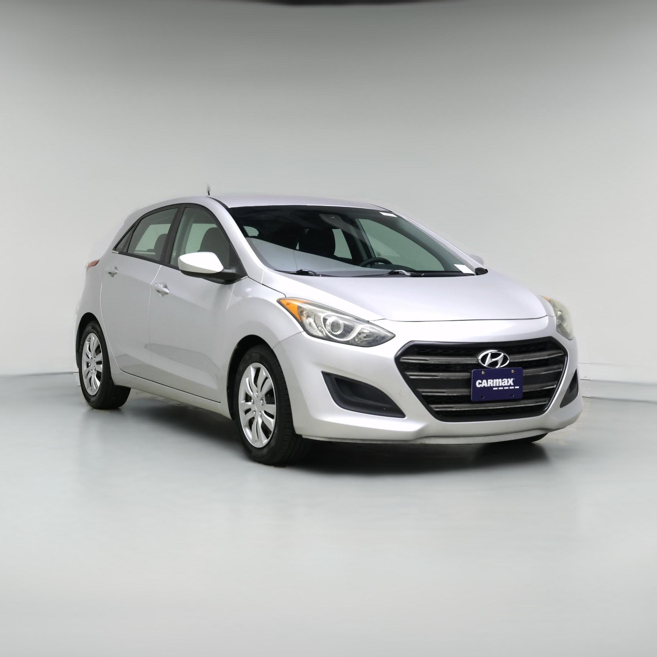 Thumbnail: 2016 Hyundai Elantra - 1