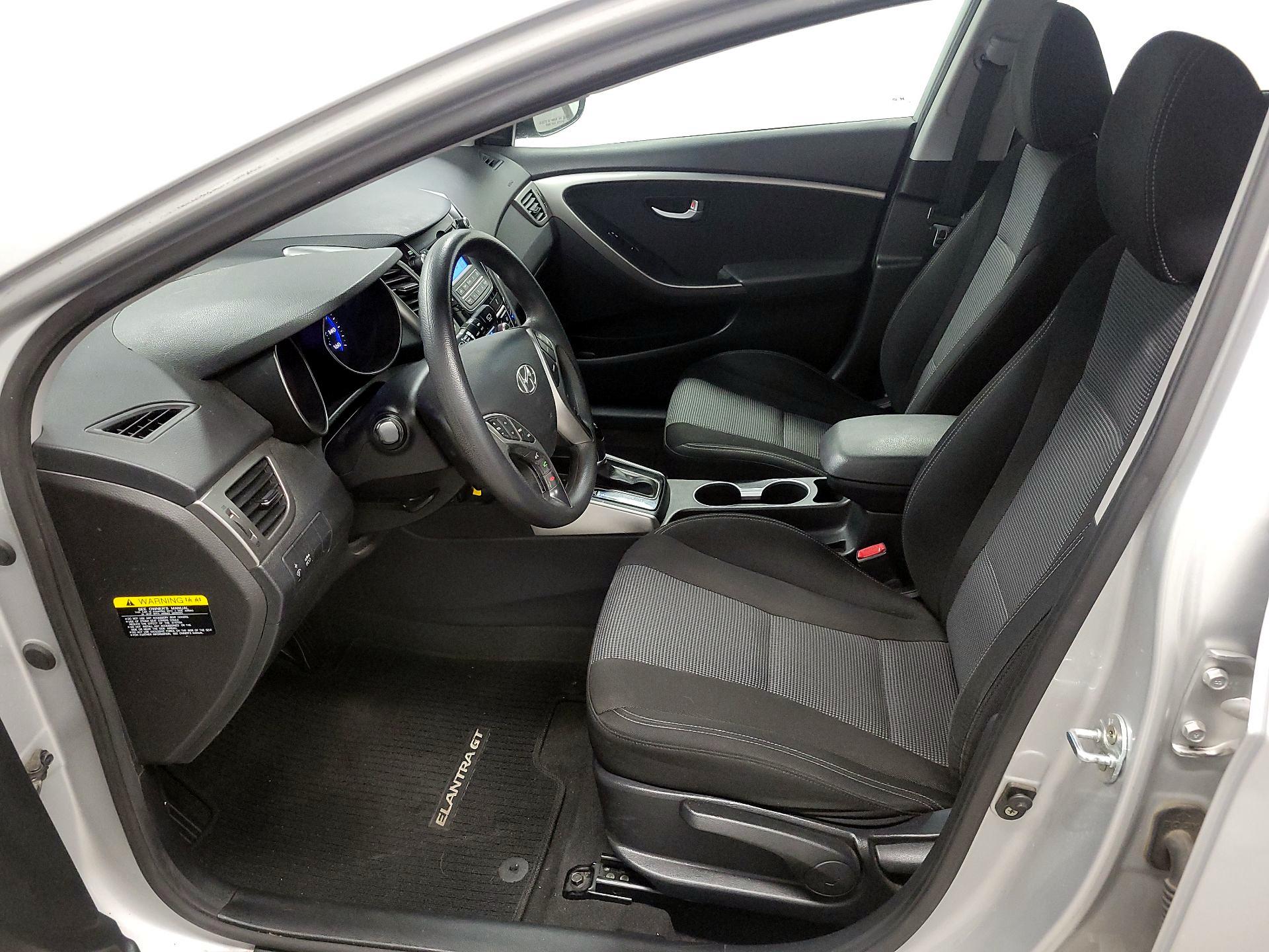 Thumbnail: 2016 Hyundai Elantra - 11