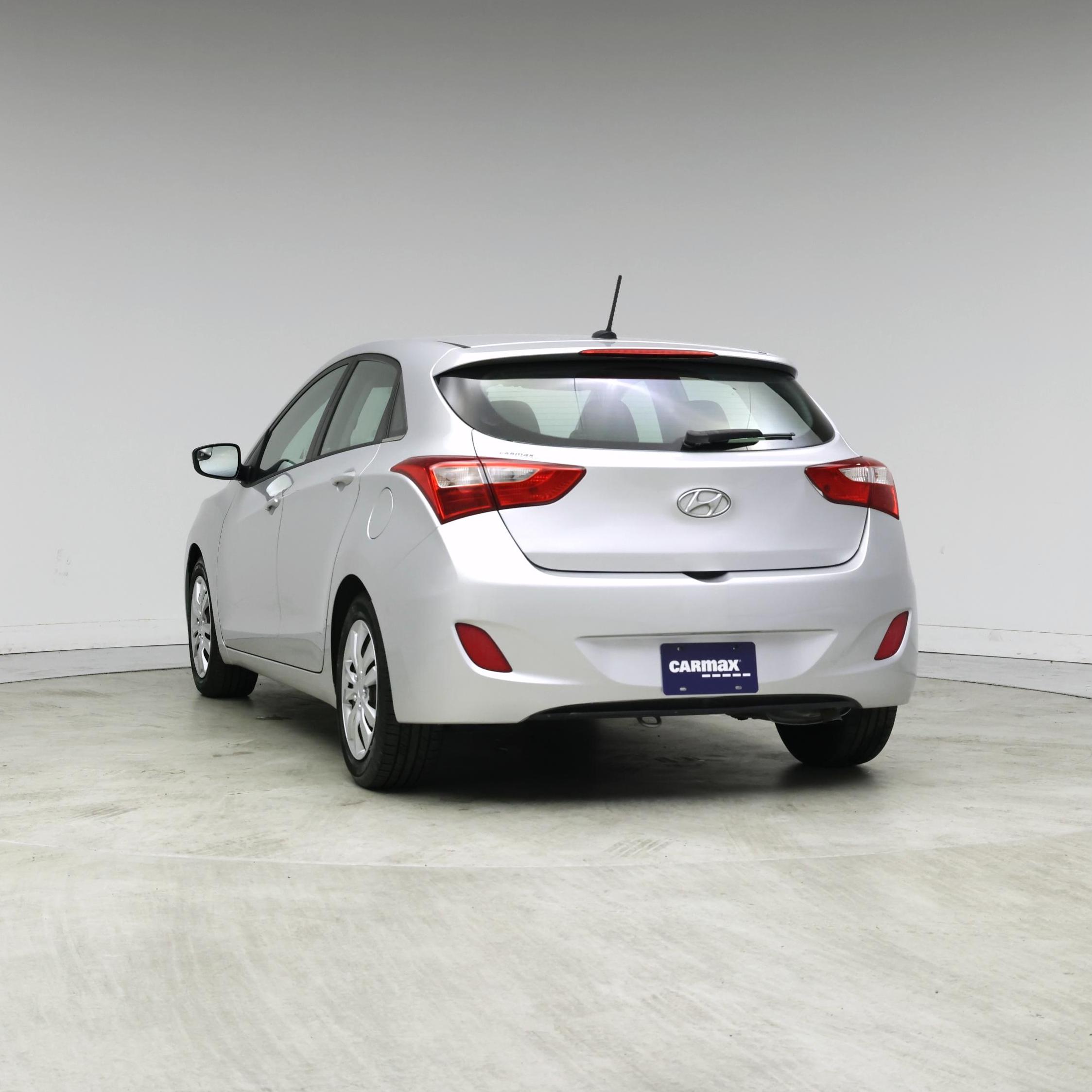 Thumbnail: 2016 Hyundai Elantra - 2