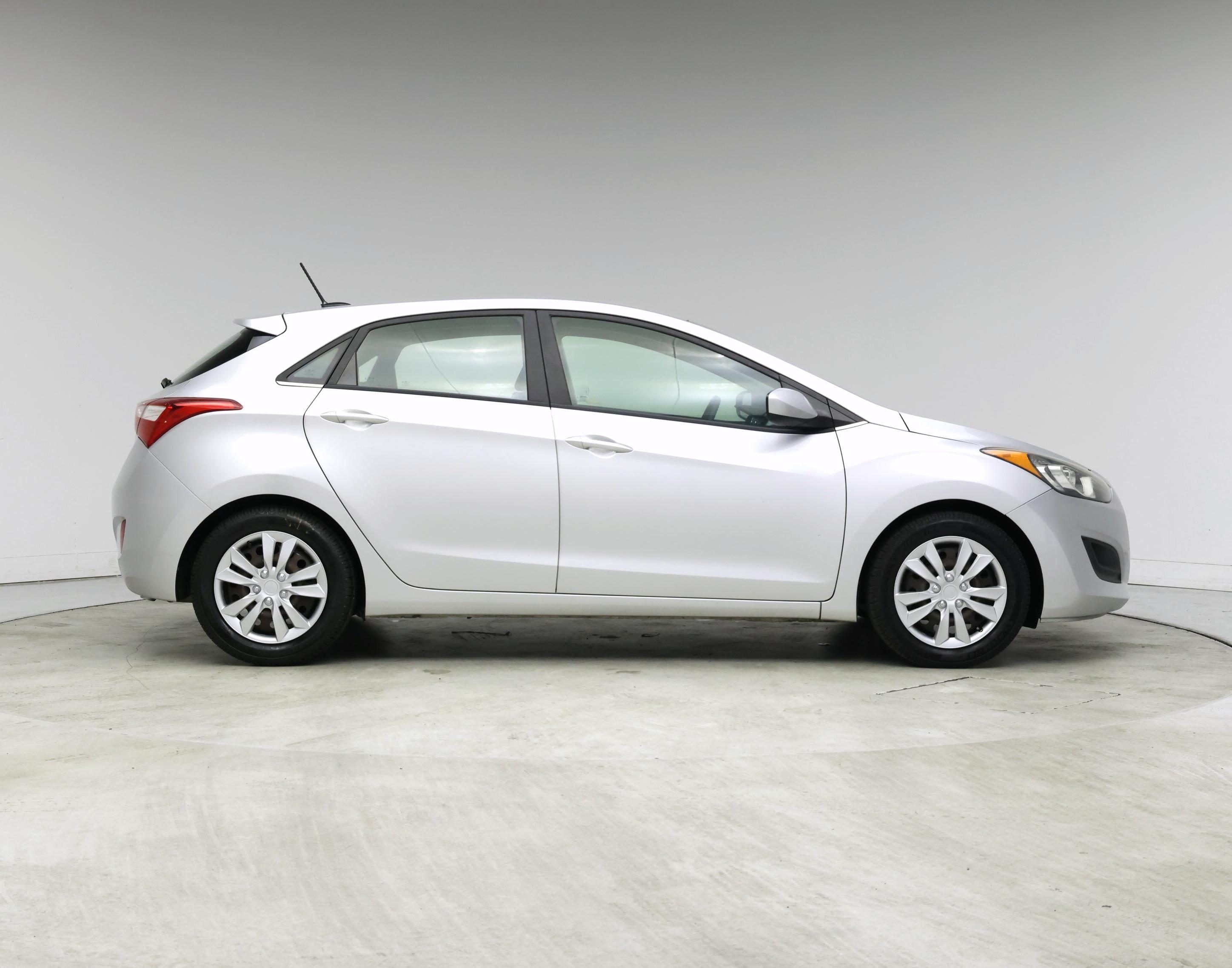 Thumbnail: 2016 Hyundai Elantra - 7