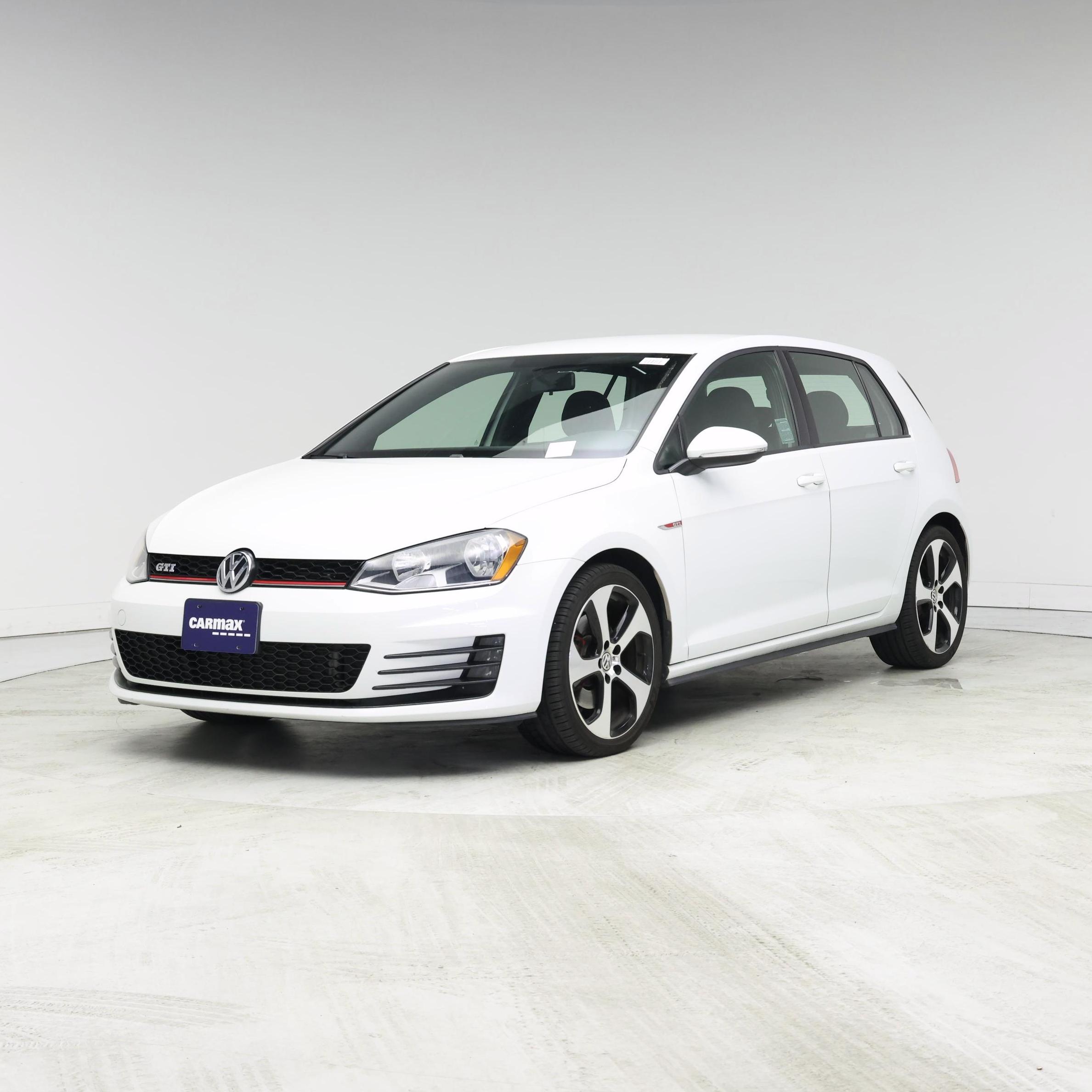Thumbnail: 2017 Volkswagen Golf - 4