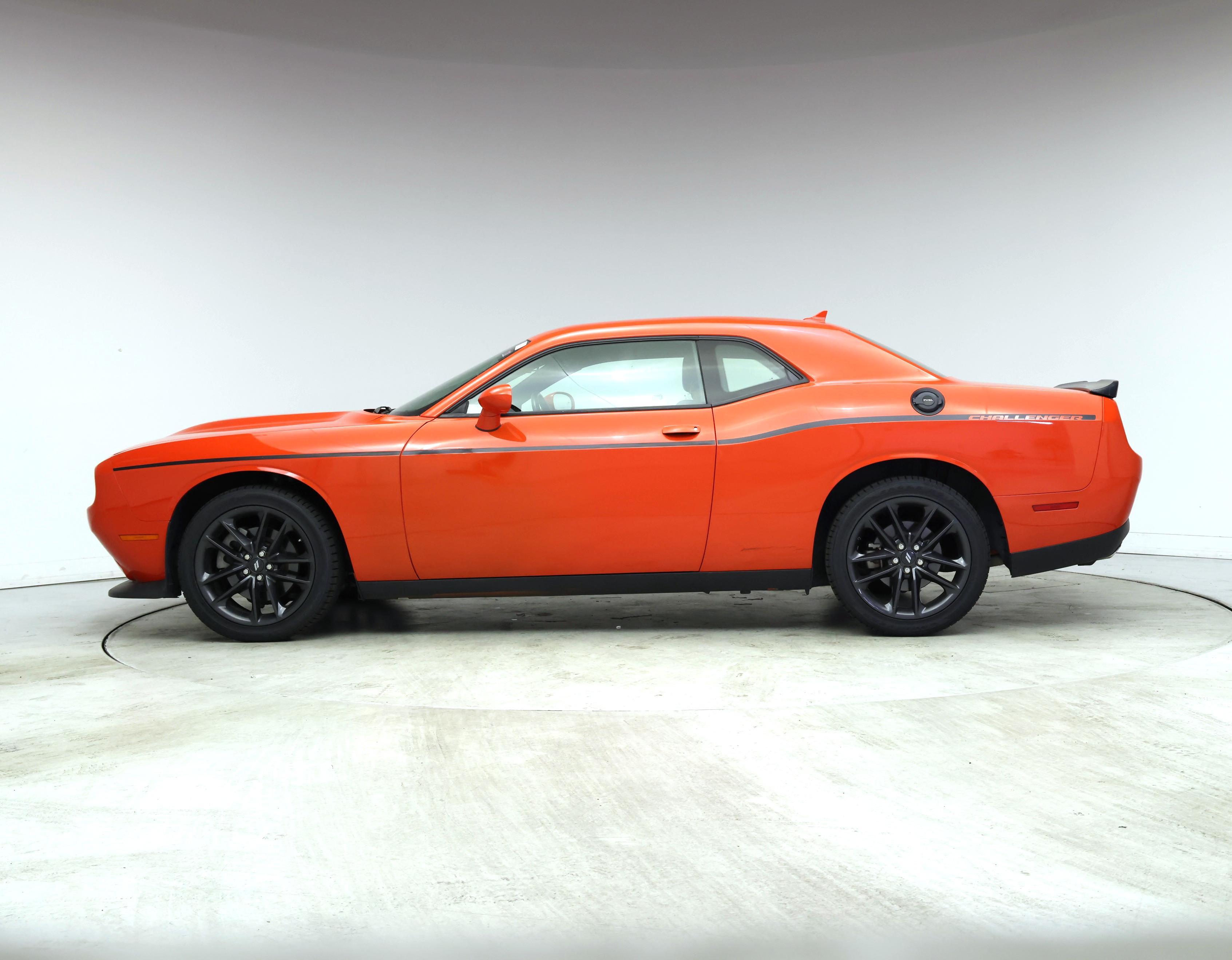 Thumbnail: 2021 Dodge Challenger - 3