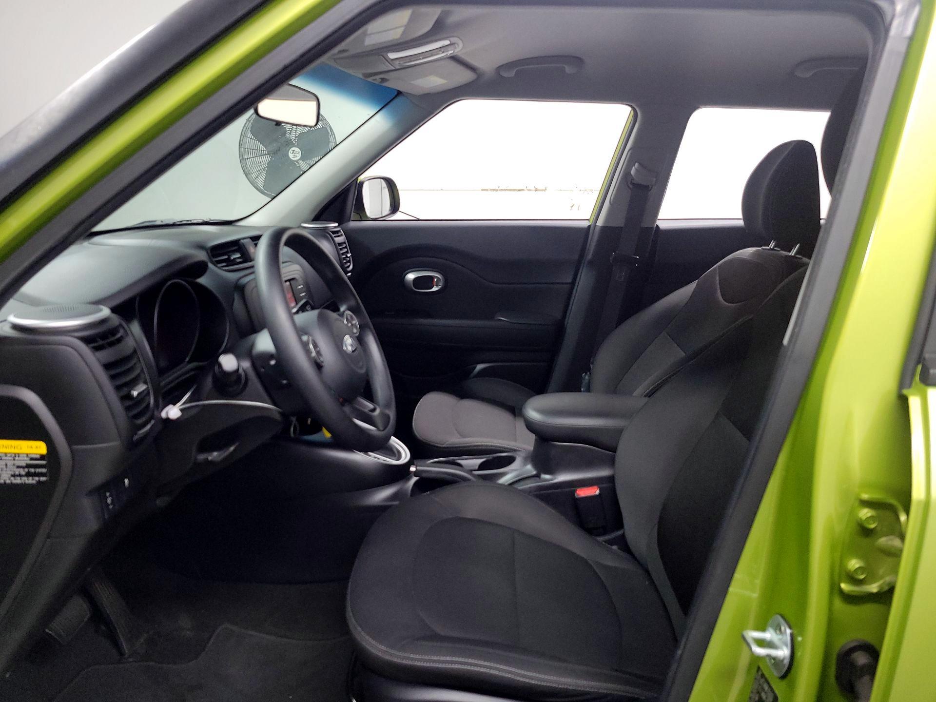 Thumbnail: 2015 Kia Soul - 11