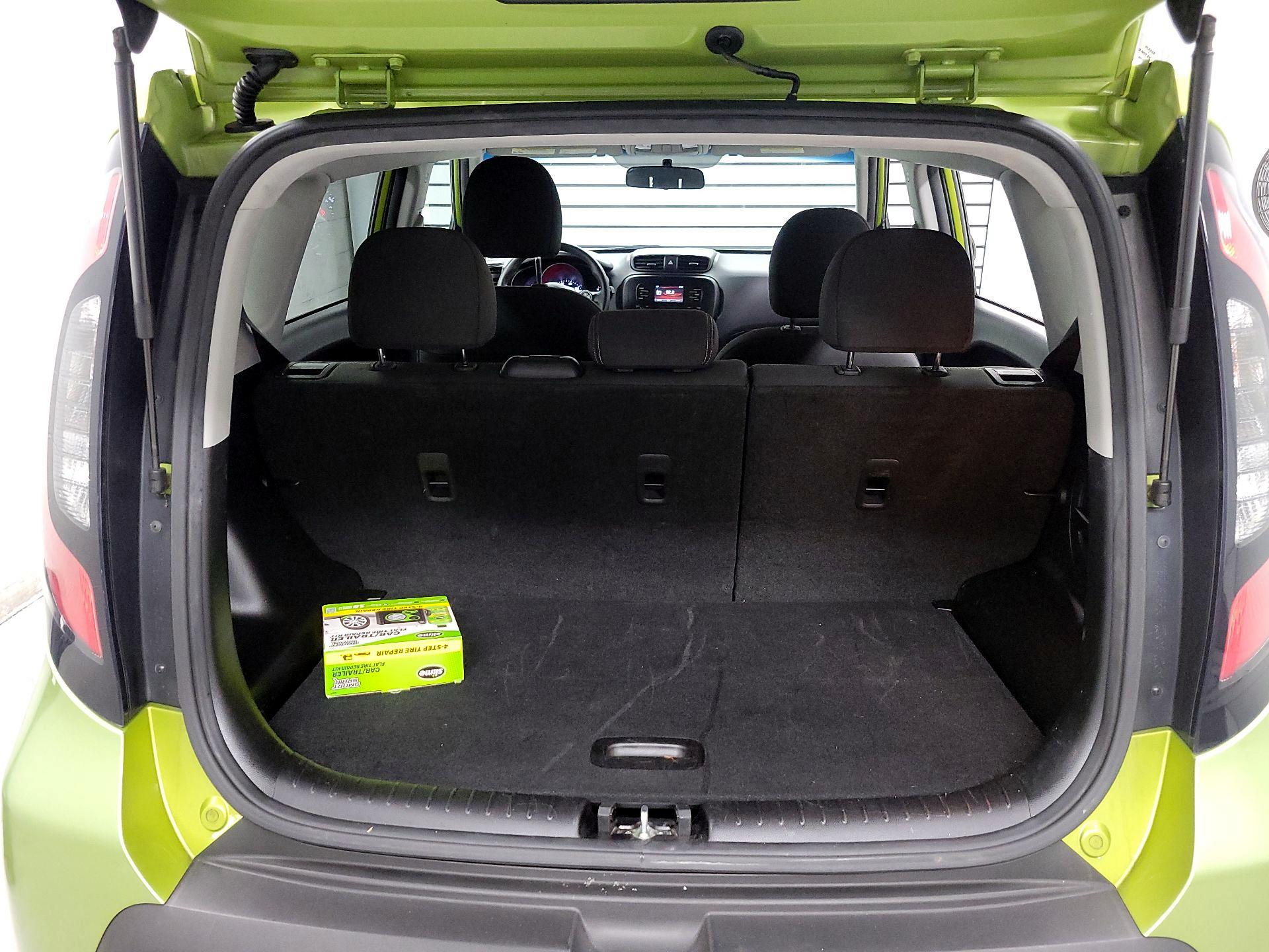 Thumbnail: 2015 Kia Soul - 18