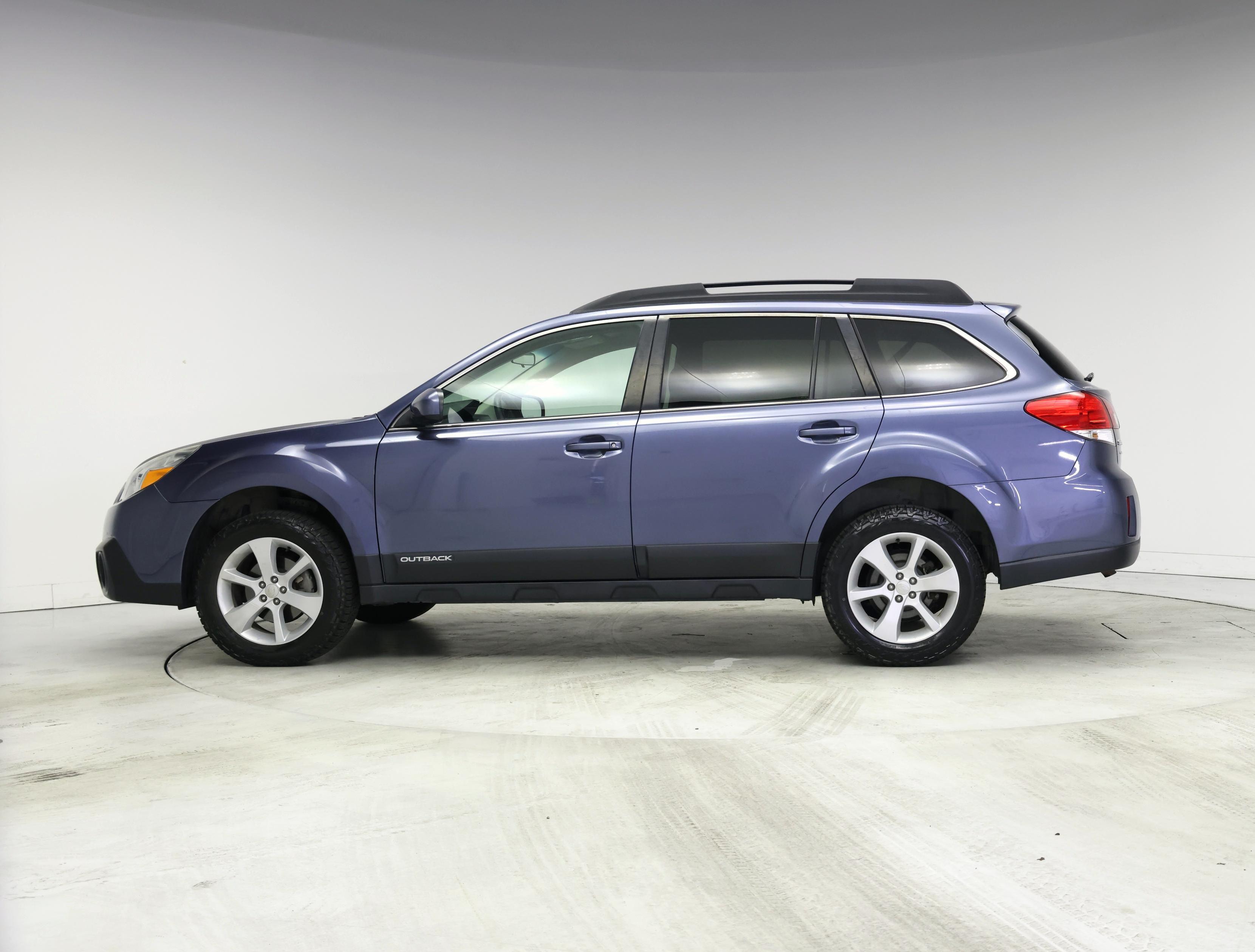 Thumbnail: 2014 Subaru Outback - 3