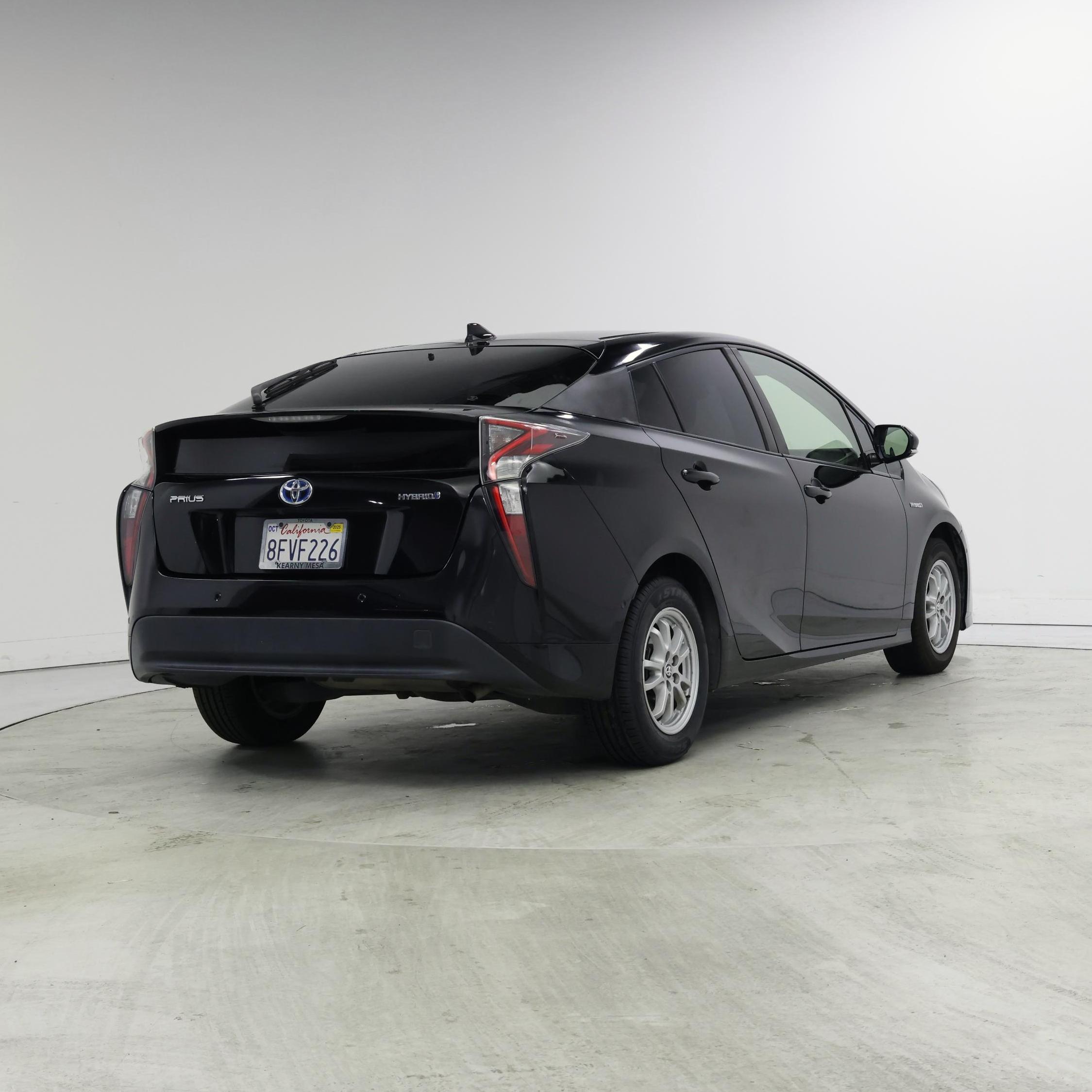 Thumbnail: 2018 Toyota Prius - 8