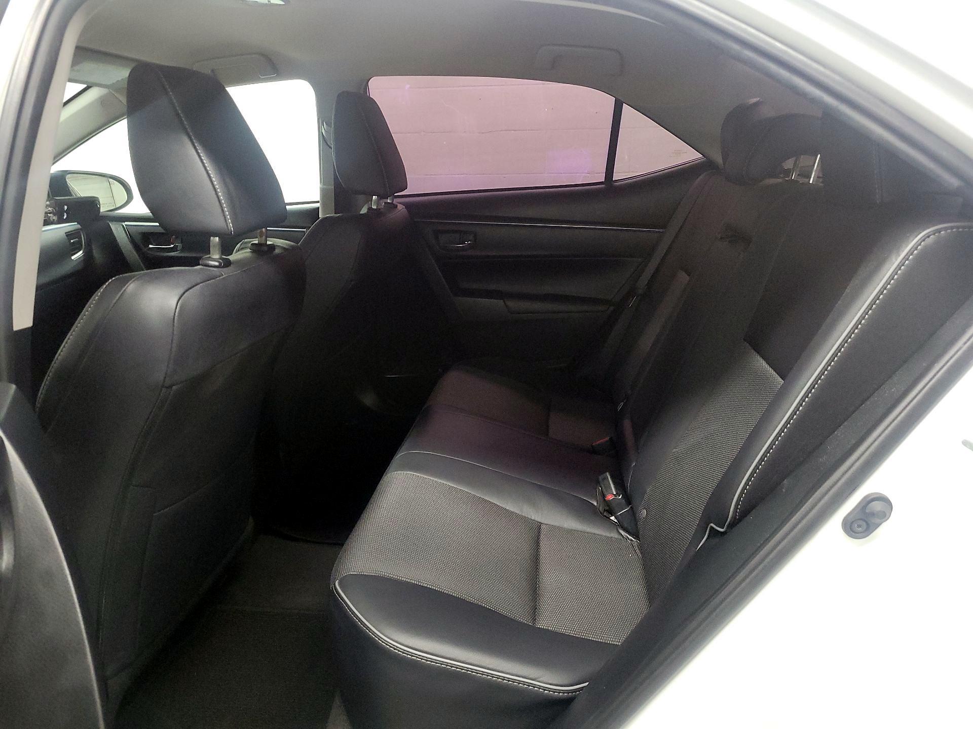 Thumbnail: 2015 Toyota Corolla - 19