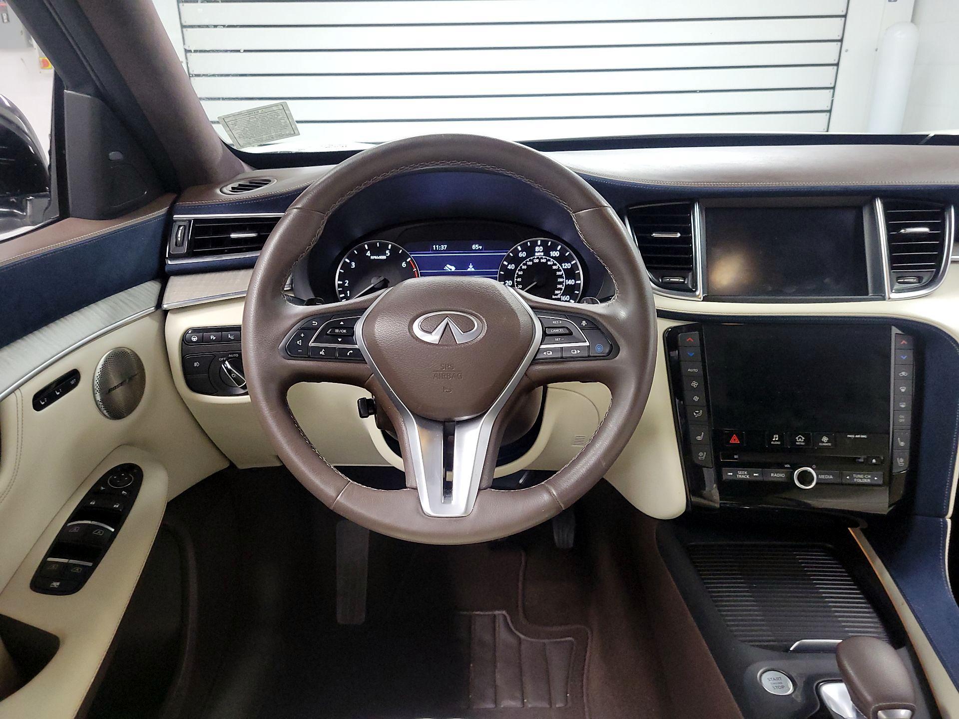 Thumbnail: 2022 INFINITI QX50 - 10