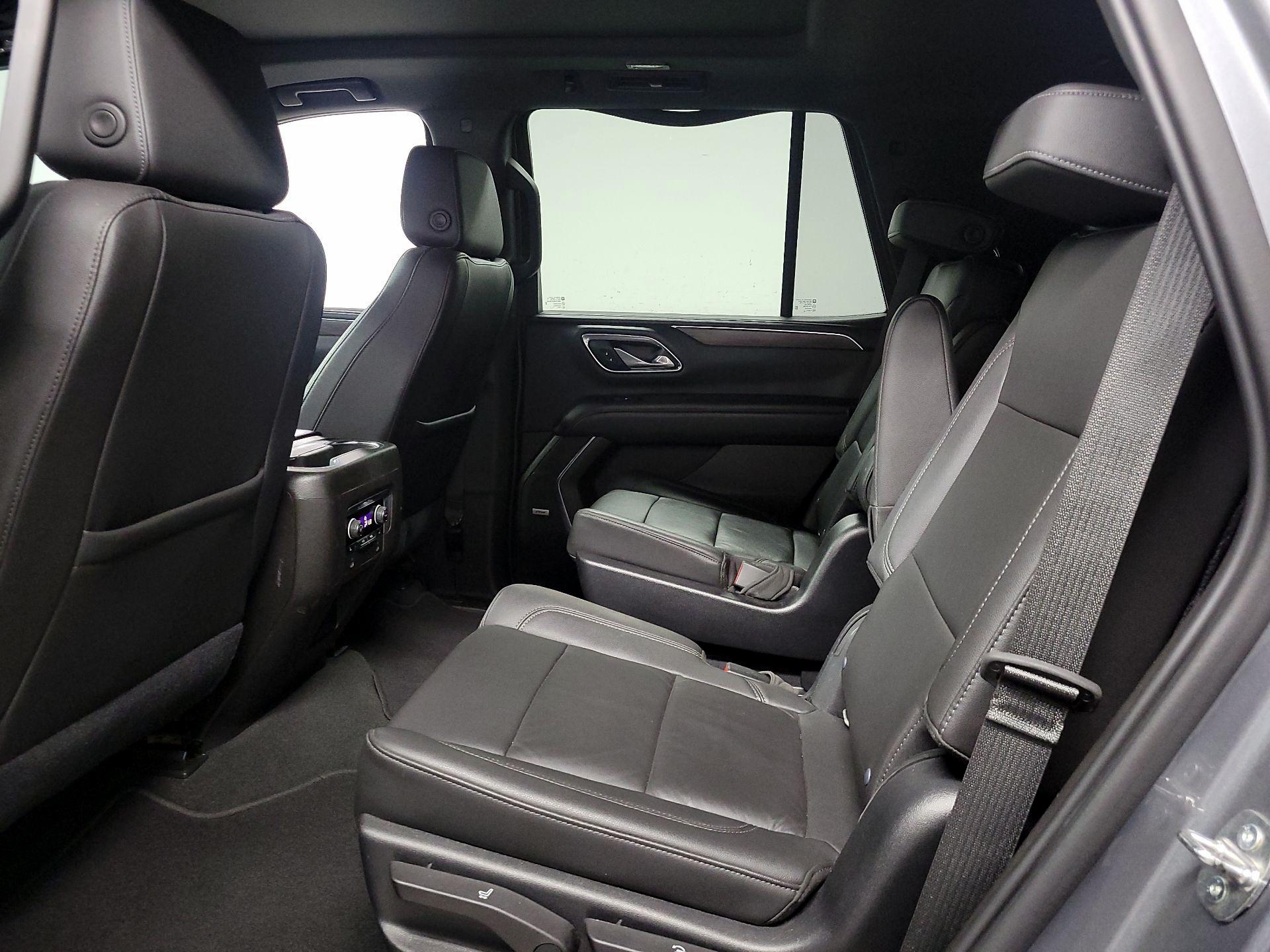Thumbnail: 2021 Chevrolet Tahoe - 17