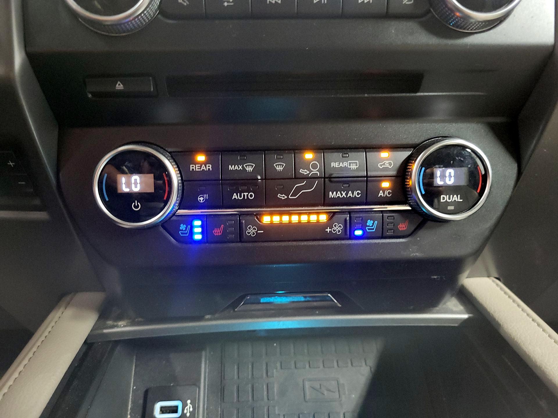 Thumbnail: 2018 Ford Expedition - 16