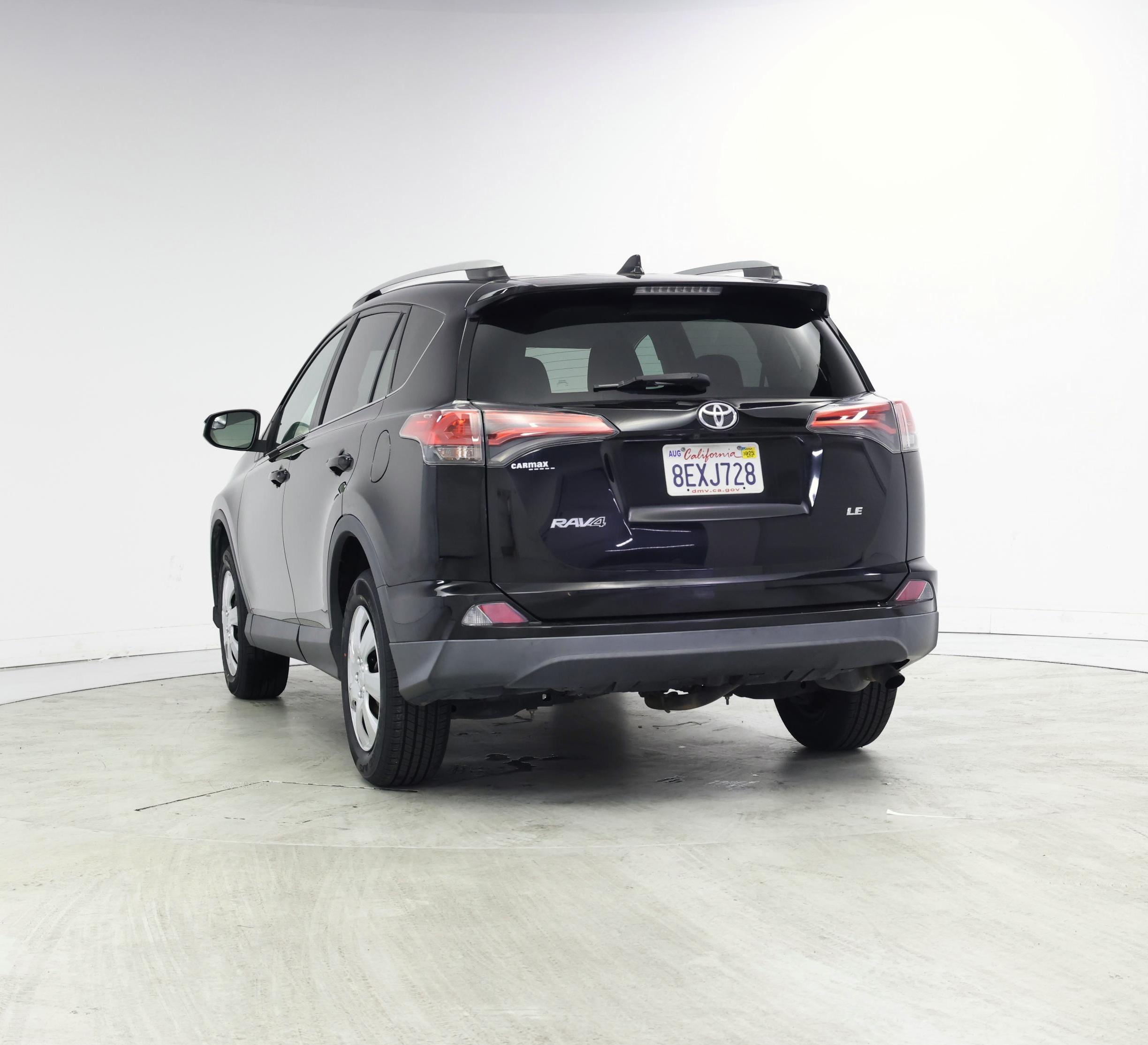 Thumbnail: 2018 Toyota RAV4 - 2