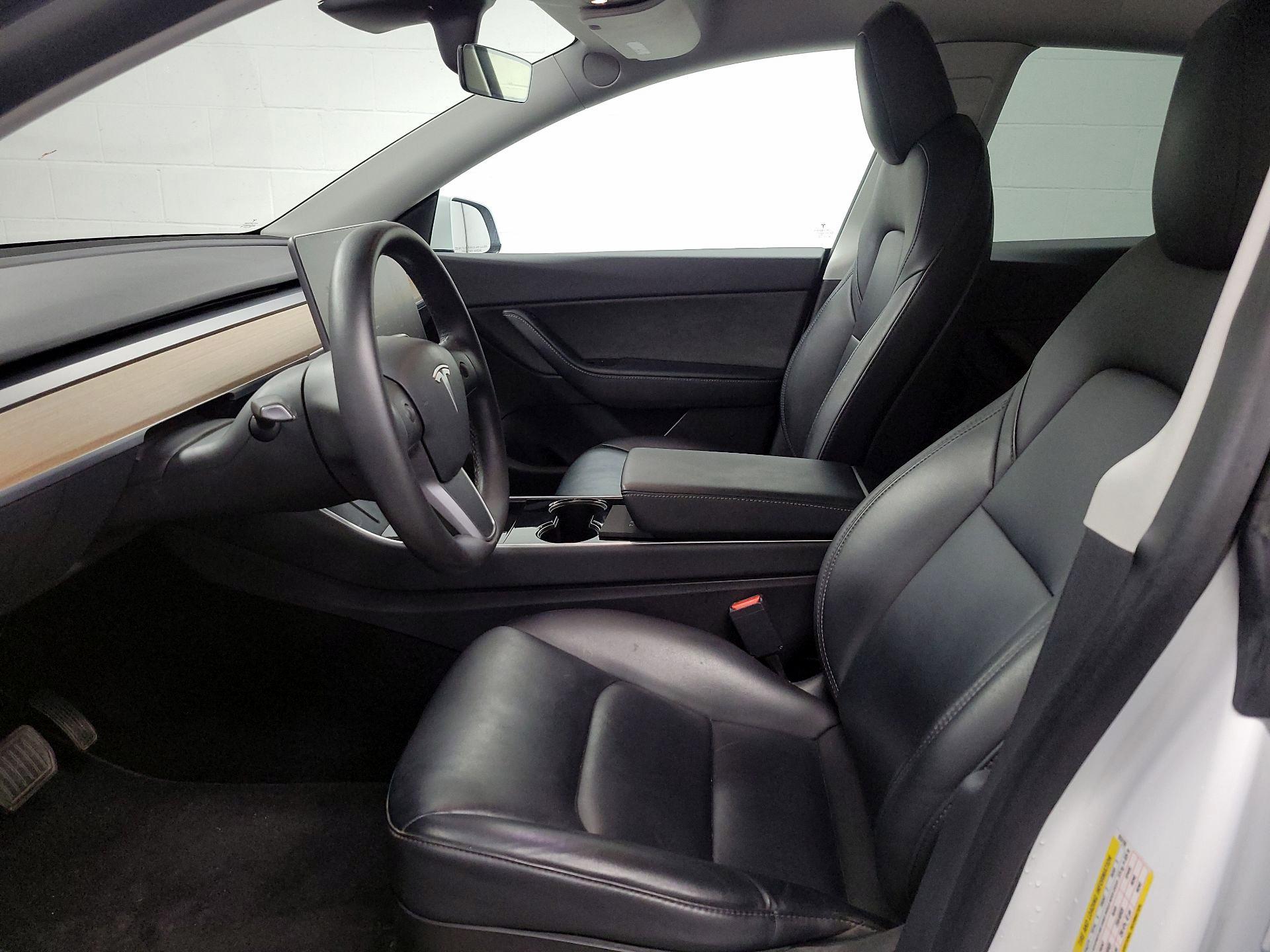 Thumbnail: 2020 Tesla Model Y - 11