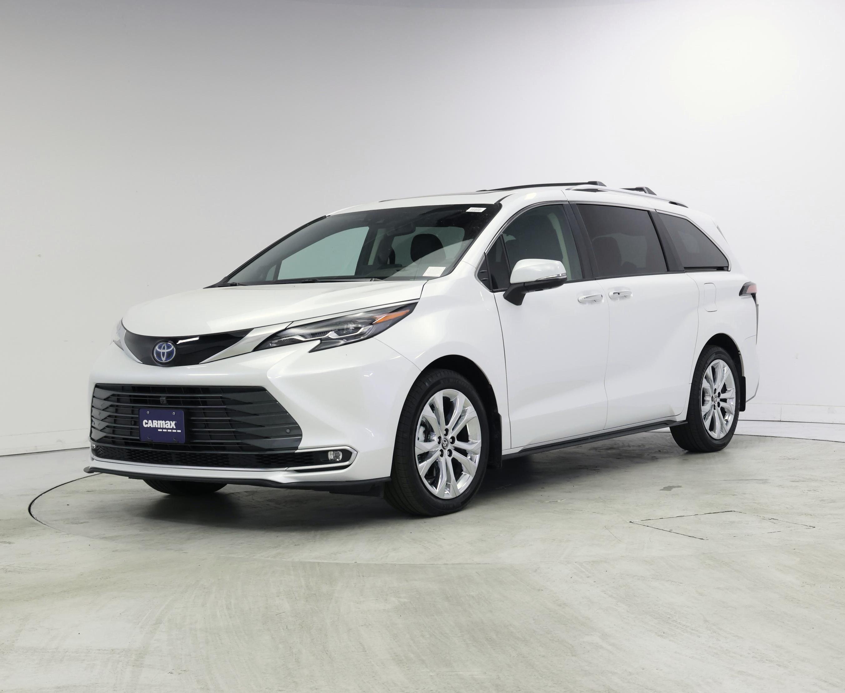 Thumbnail: 2024 Toyota Sienna - 4