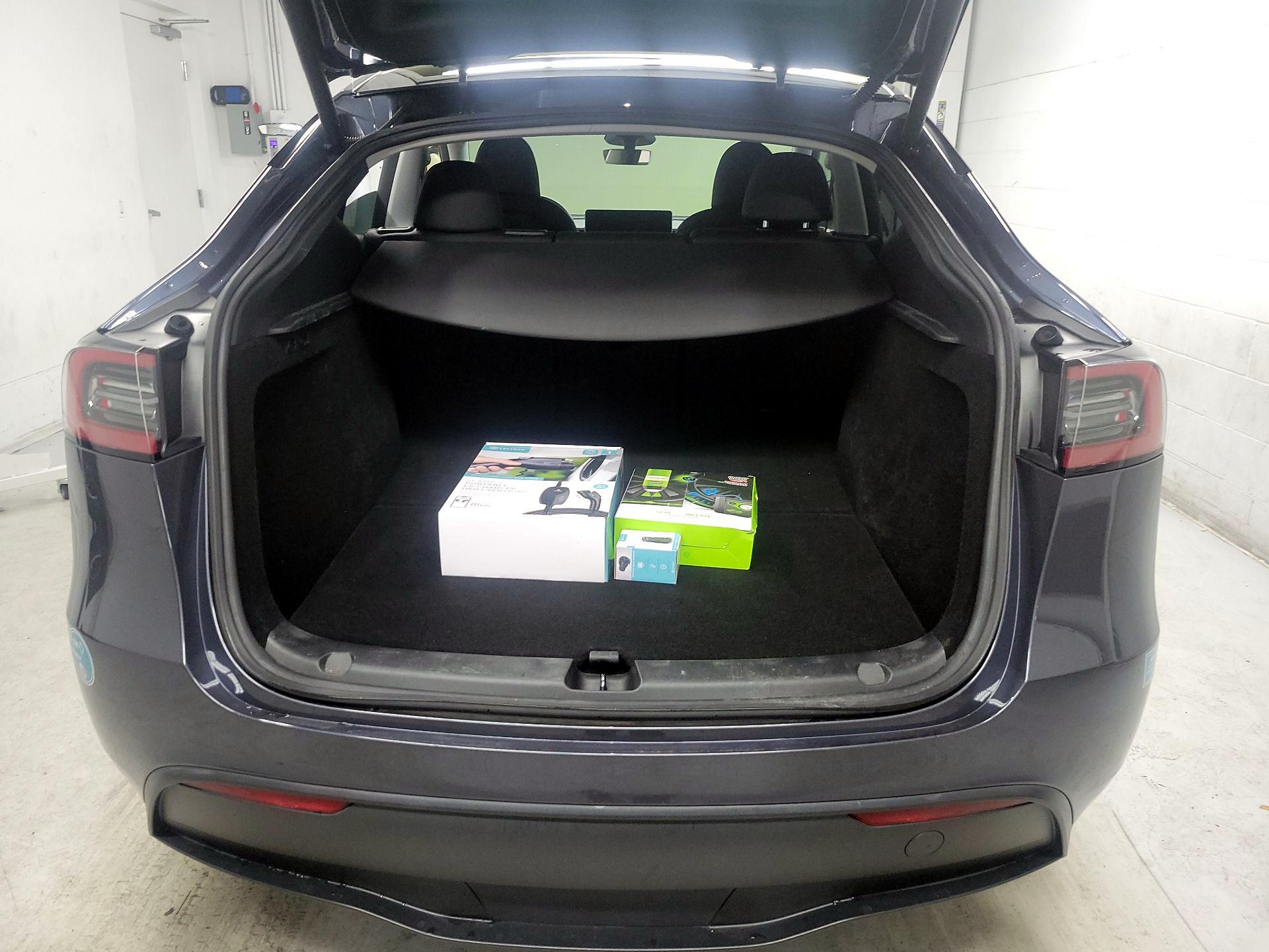 Thumbnail: 2023 Tesla Model Y - 18