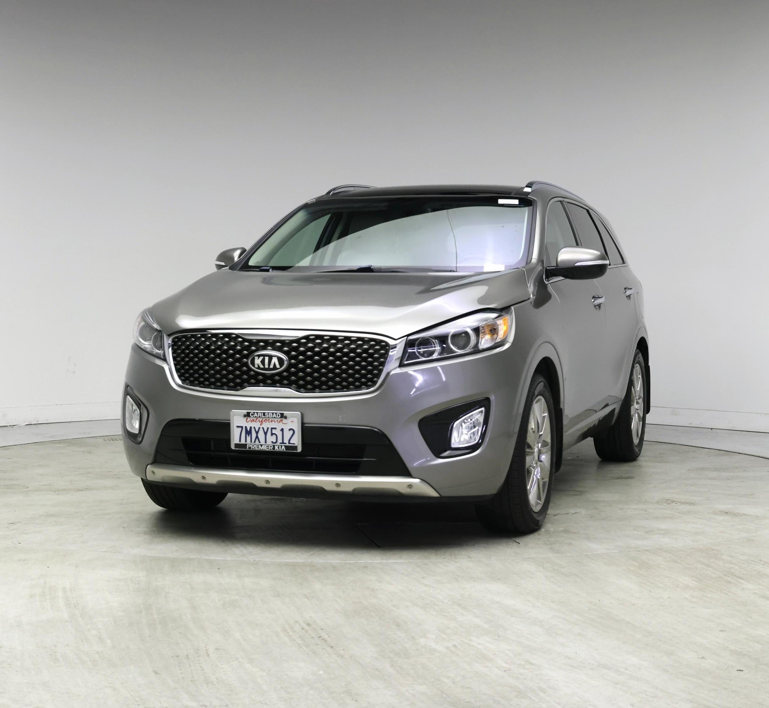 Thumbnail: 2016 Kia Sorento - 4