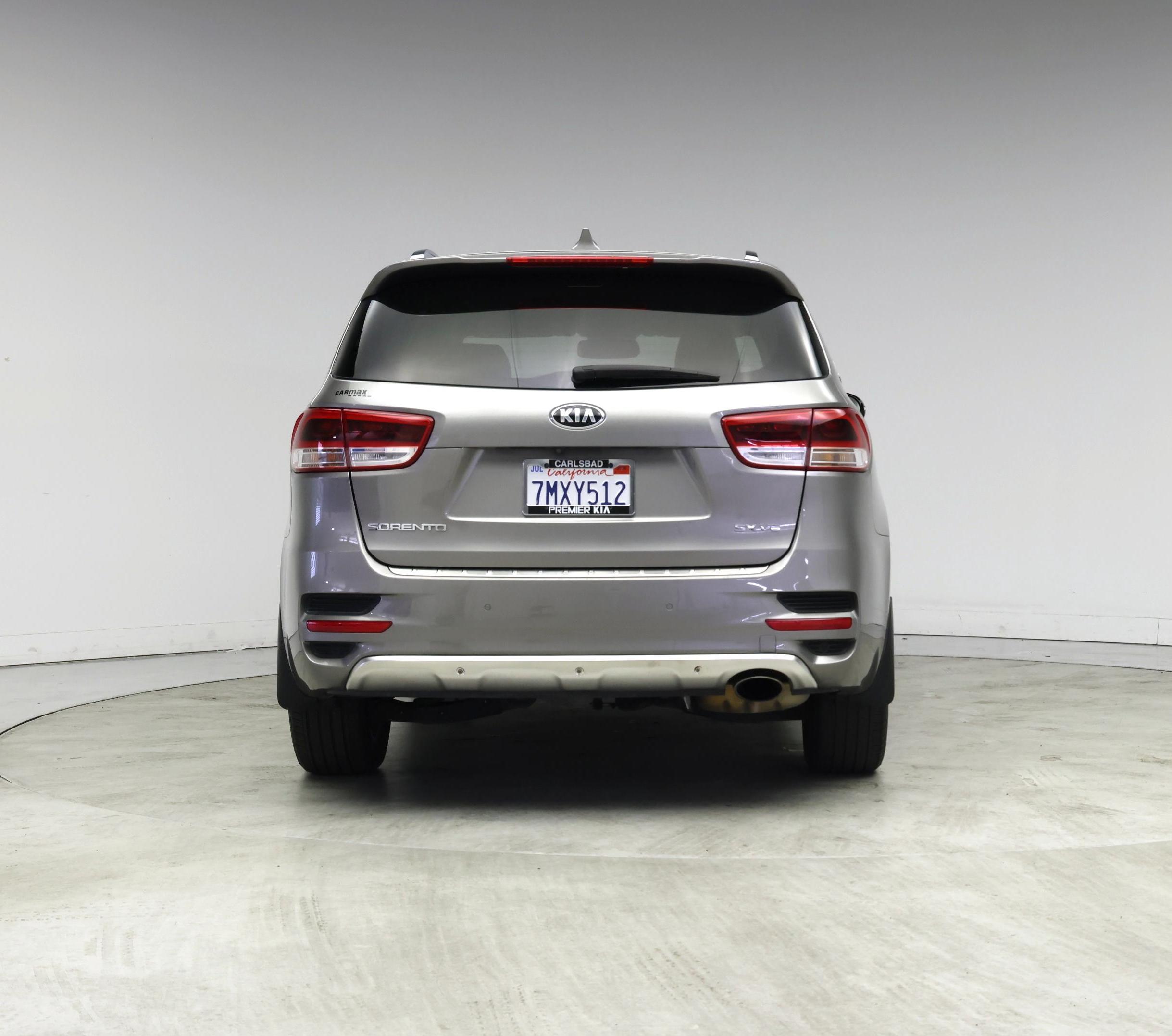 Thumbnail: 2016 Kia Sorento - 6