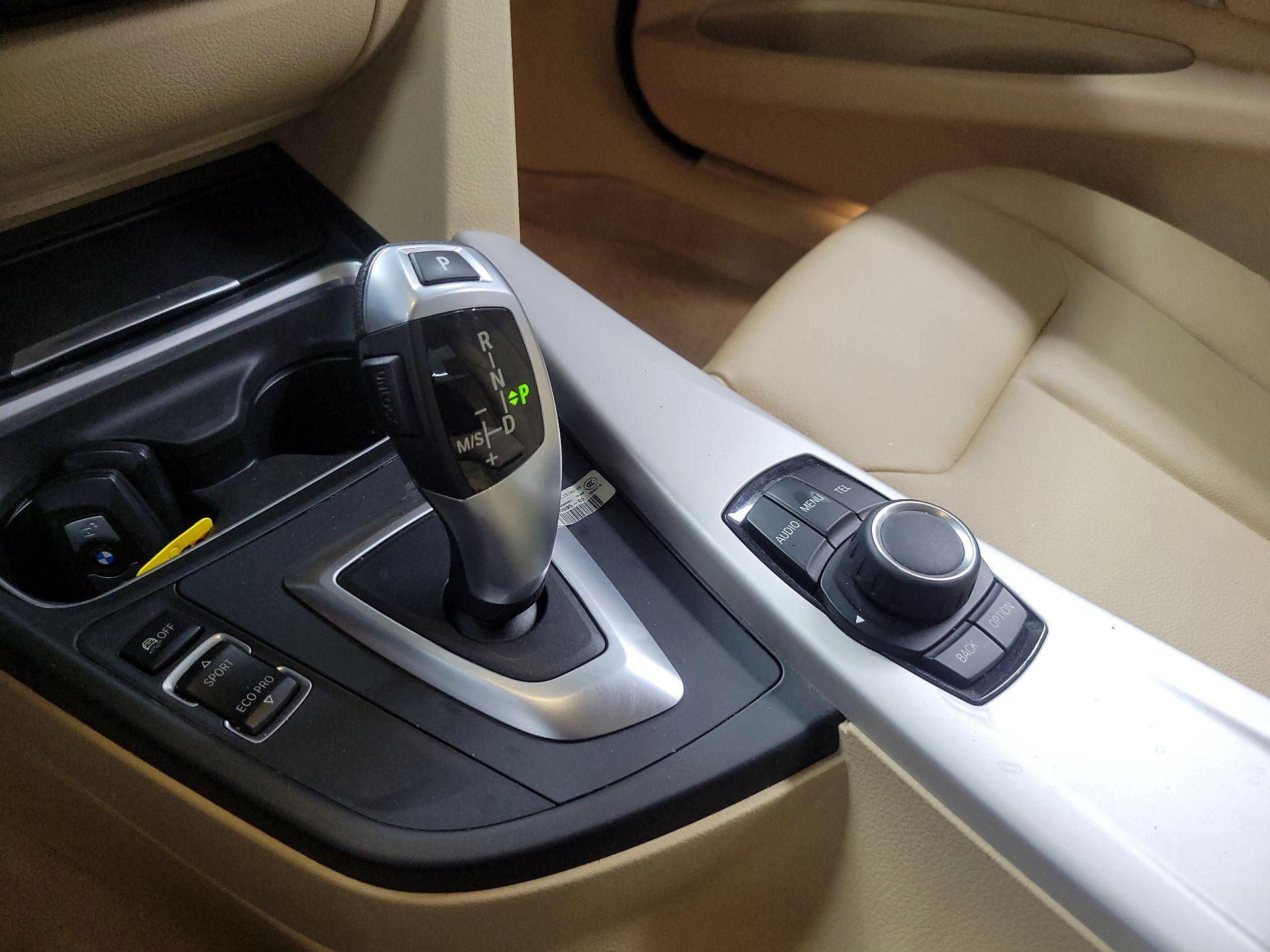 Thumbnail: 2014 BMW 3 Series - 16