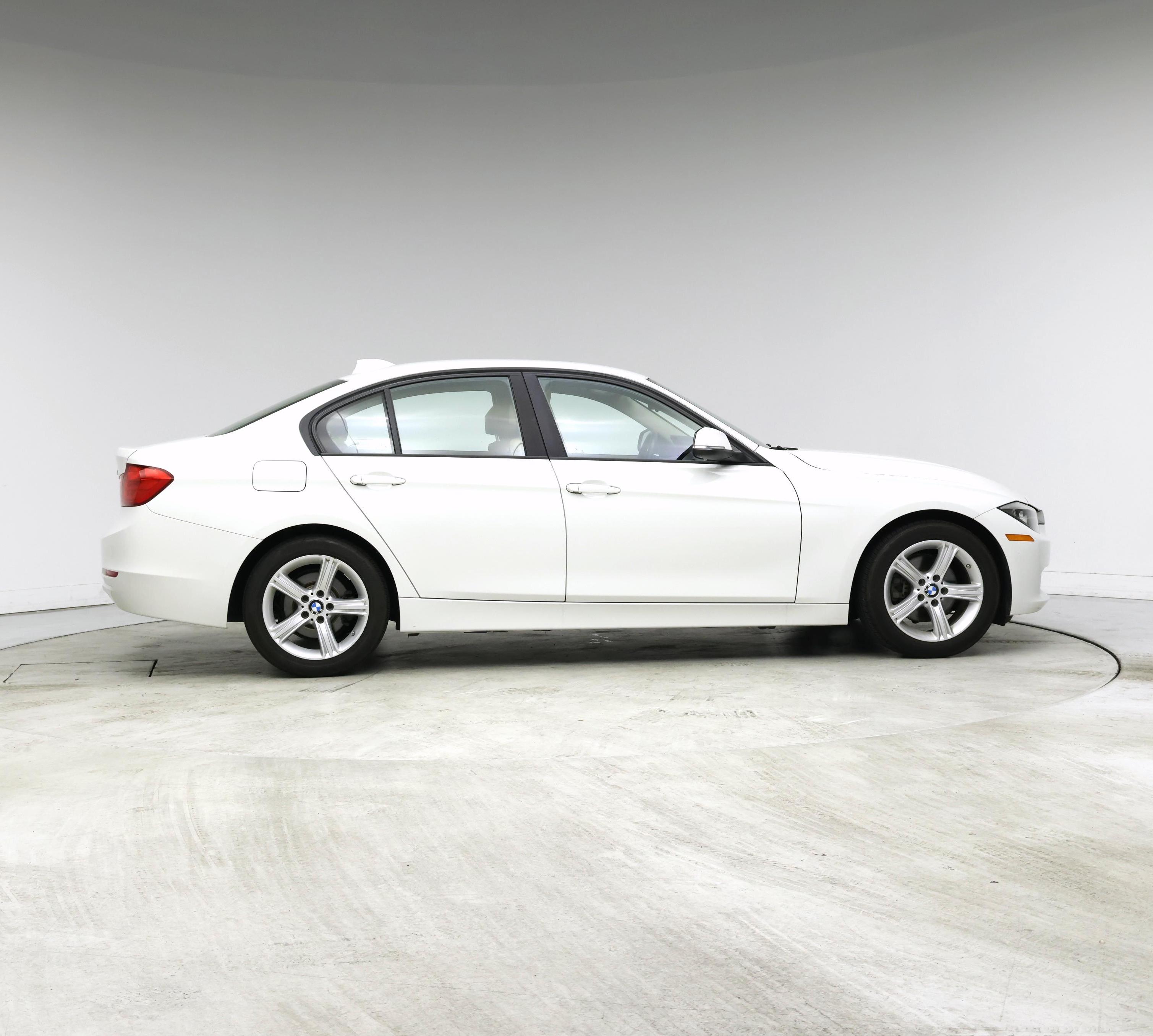 Thumbnail: 2014 BMW 3 Series - 7