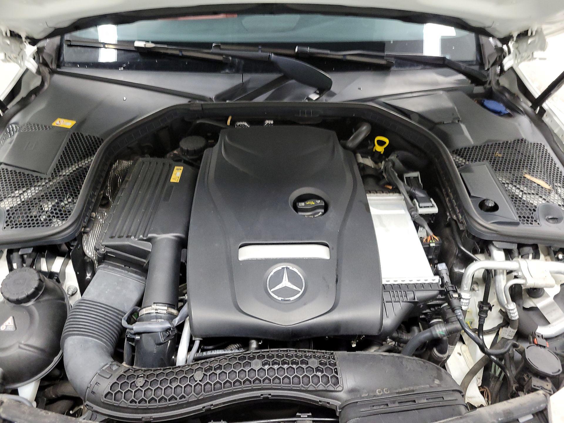 Thumbnail: 2017 Mercedes-Benz C-Class - 18