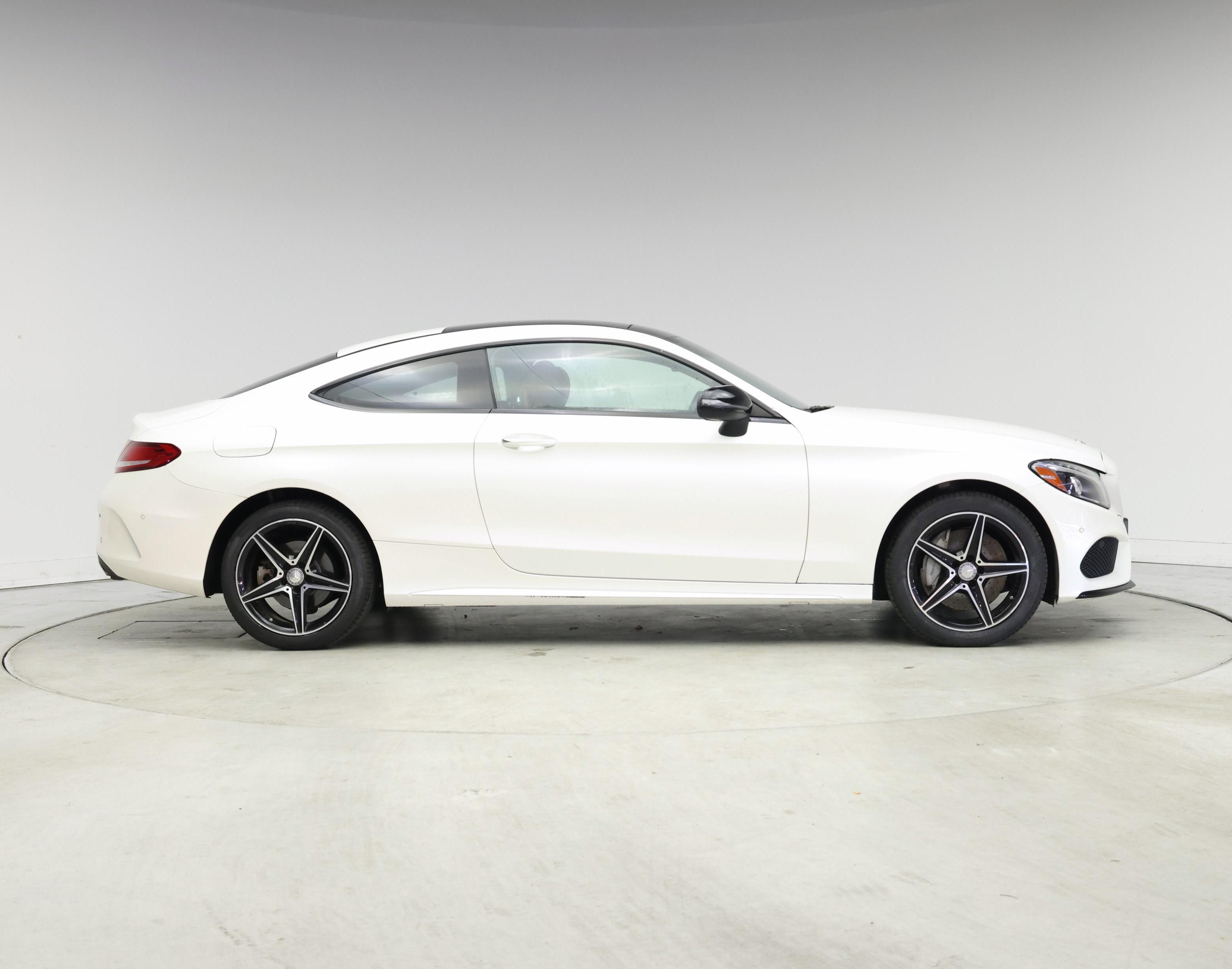Thumbnail: 2017 Mercedes-Benz C-Class - 7