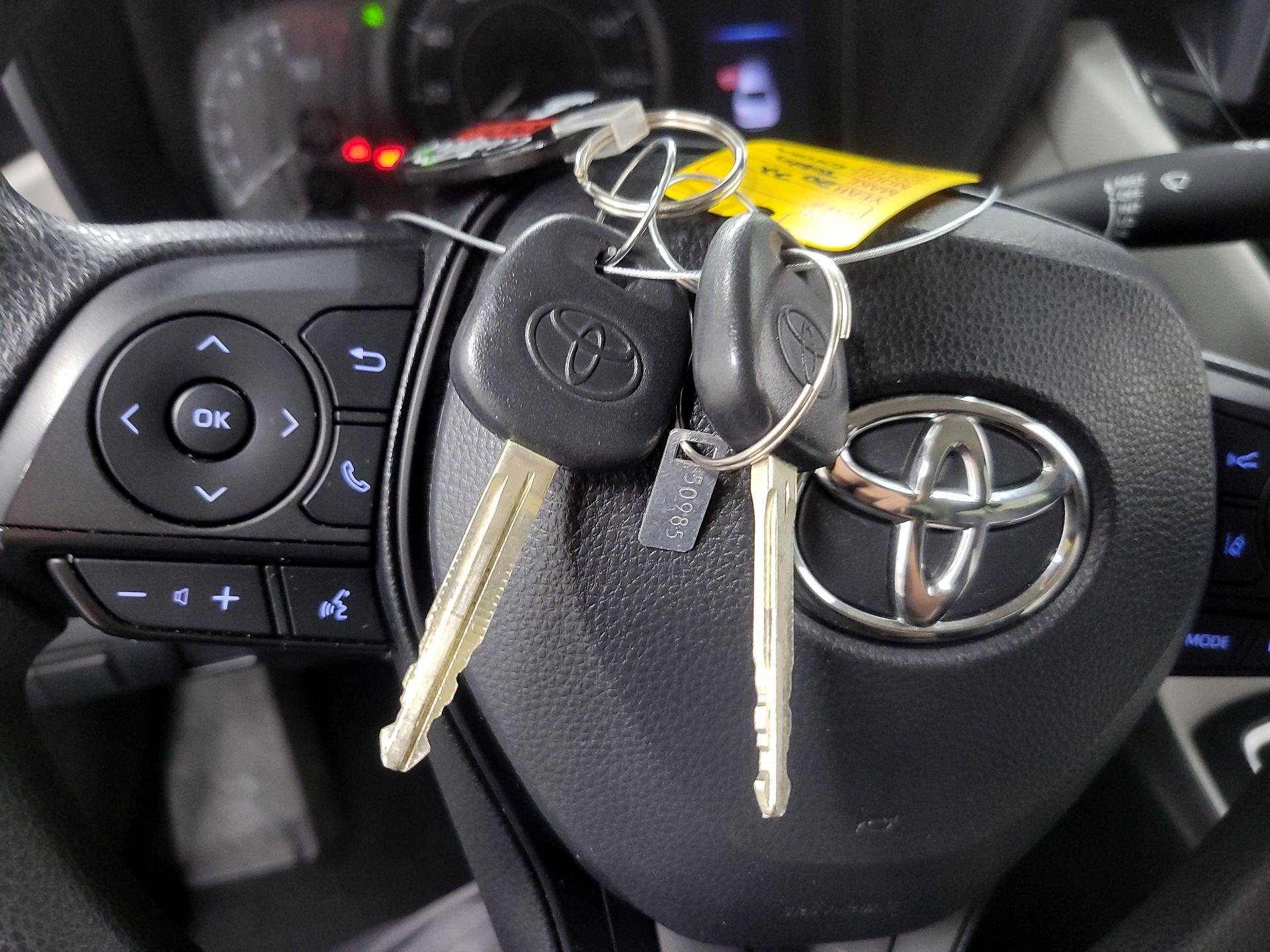 Thumbnail: 2022 Toyota Corolla - 20