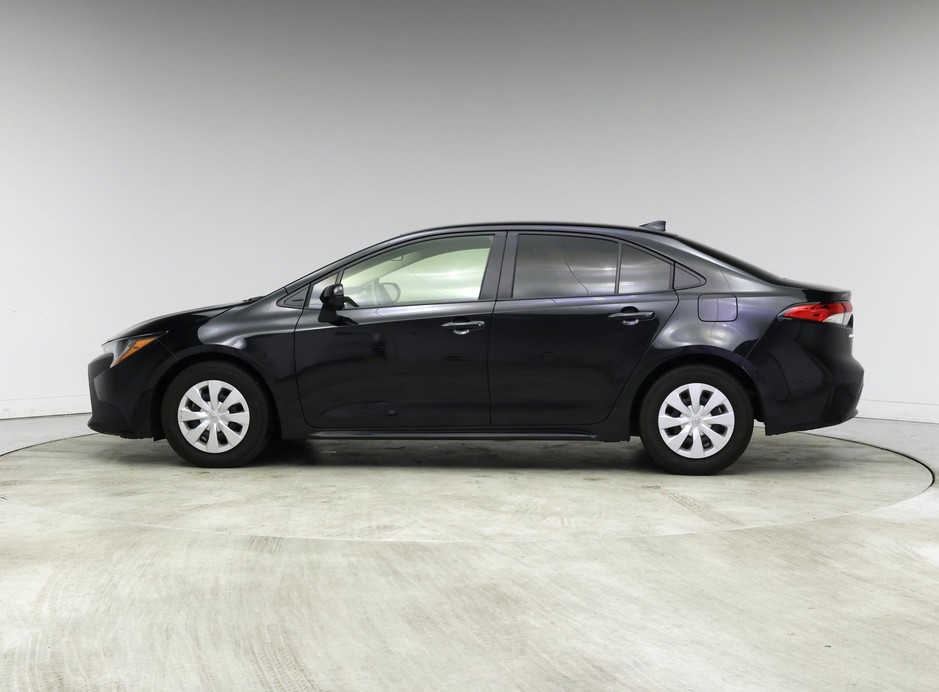 Thumbnail: 2022 Toyota Corolla - 3