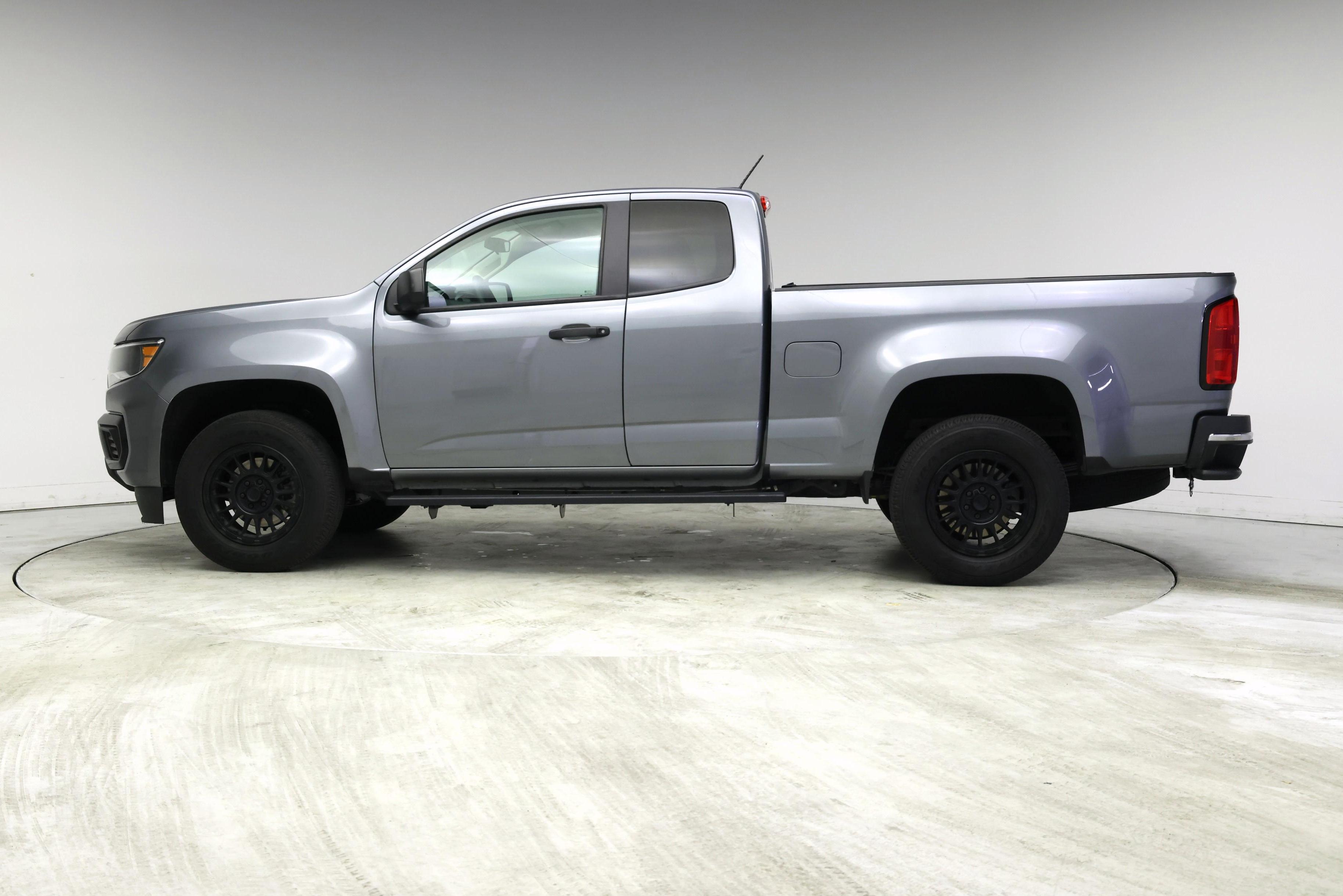 Thumbnail: 2021 Chevrolet Colorado - 3