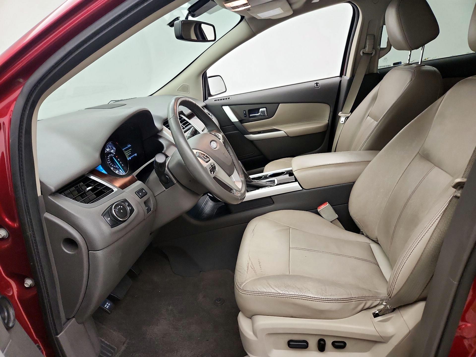 Thumbnail: 2013 Ford Edge - 11